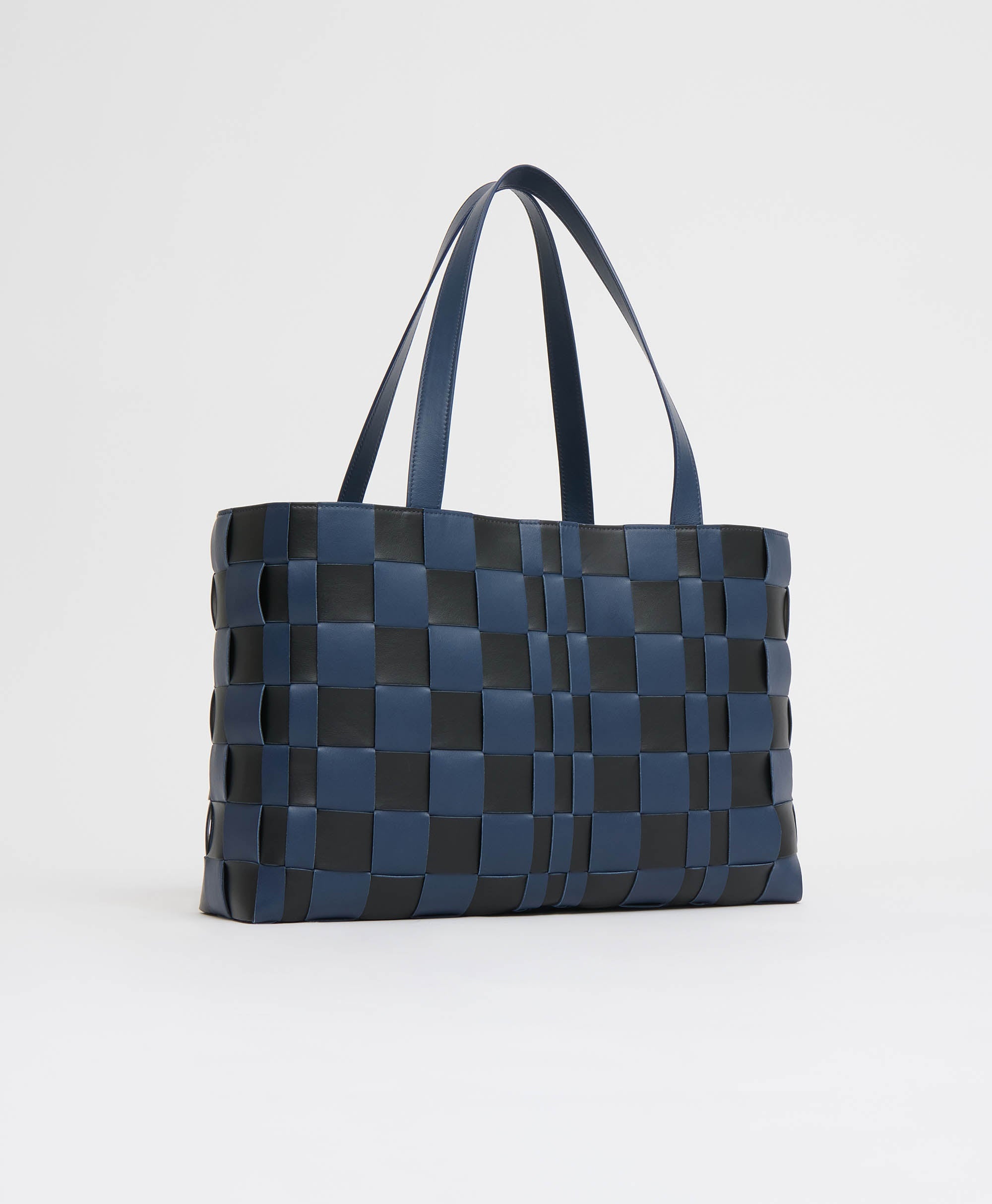 UPCYCLED WOVEN LEATHER TOTE - 4