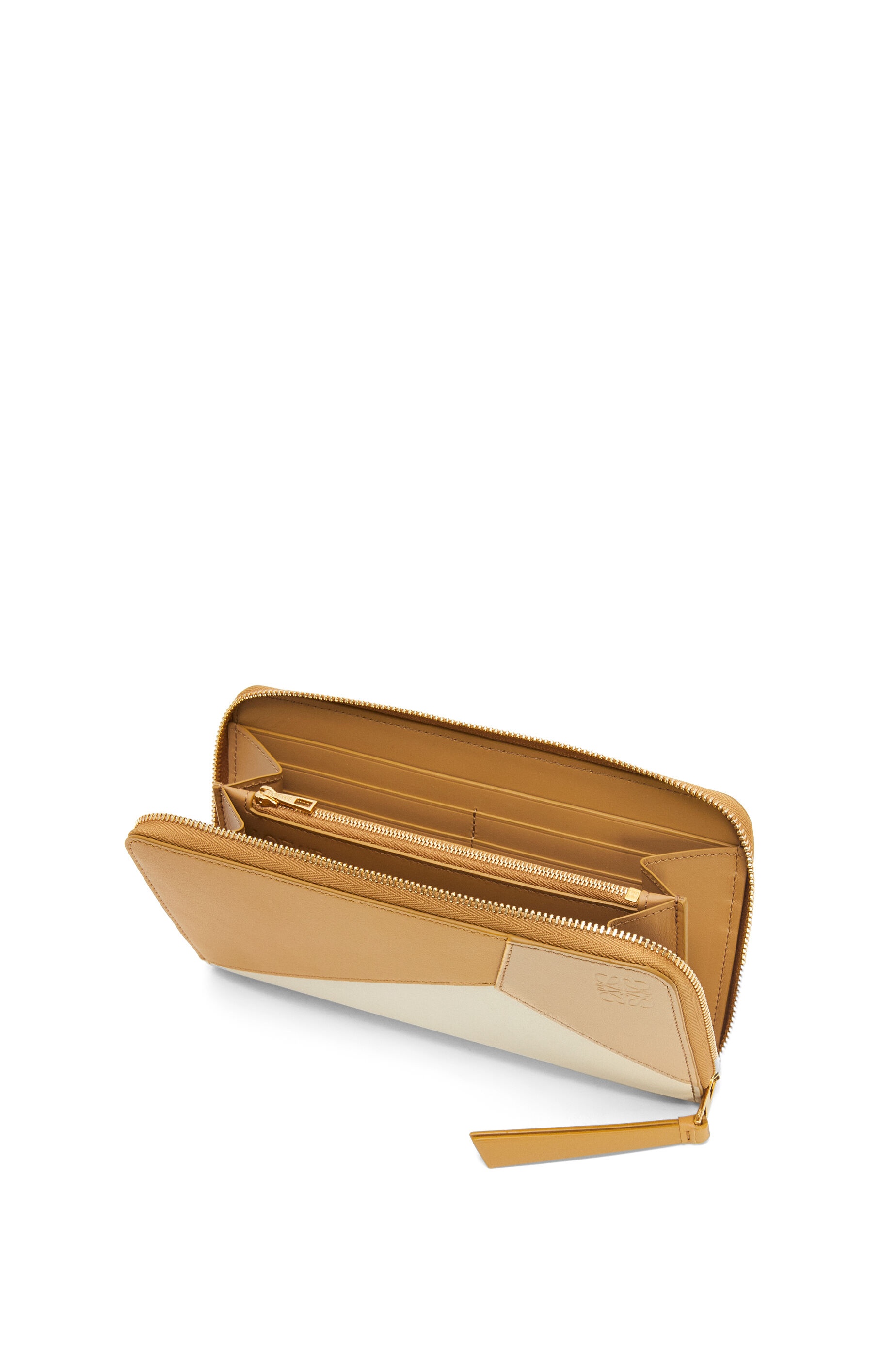 Puzzle zip around wallet in classic calfskin - 2