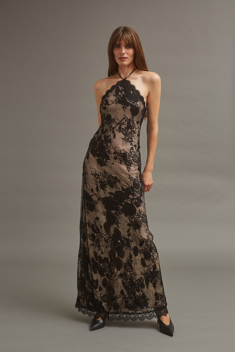 Cara Cara Andes Dress
Moves Like a Breeze and Stuns from Every Angle outlook