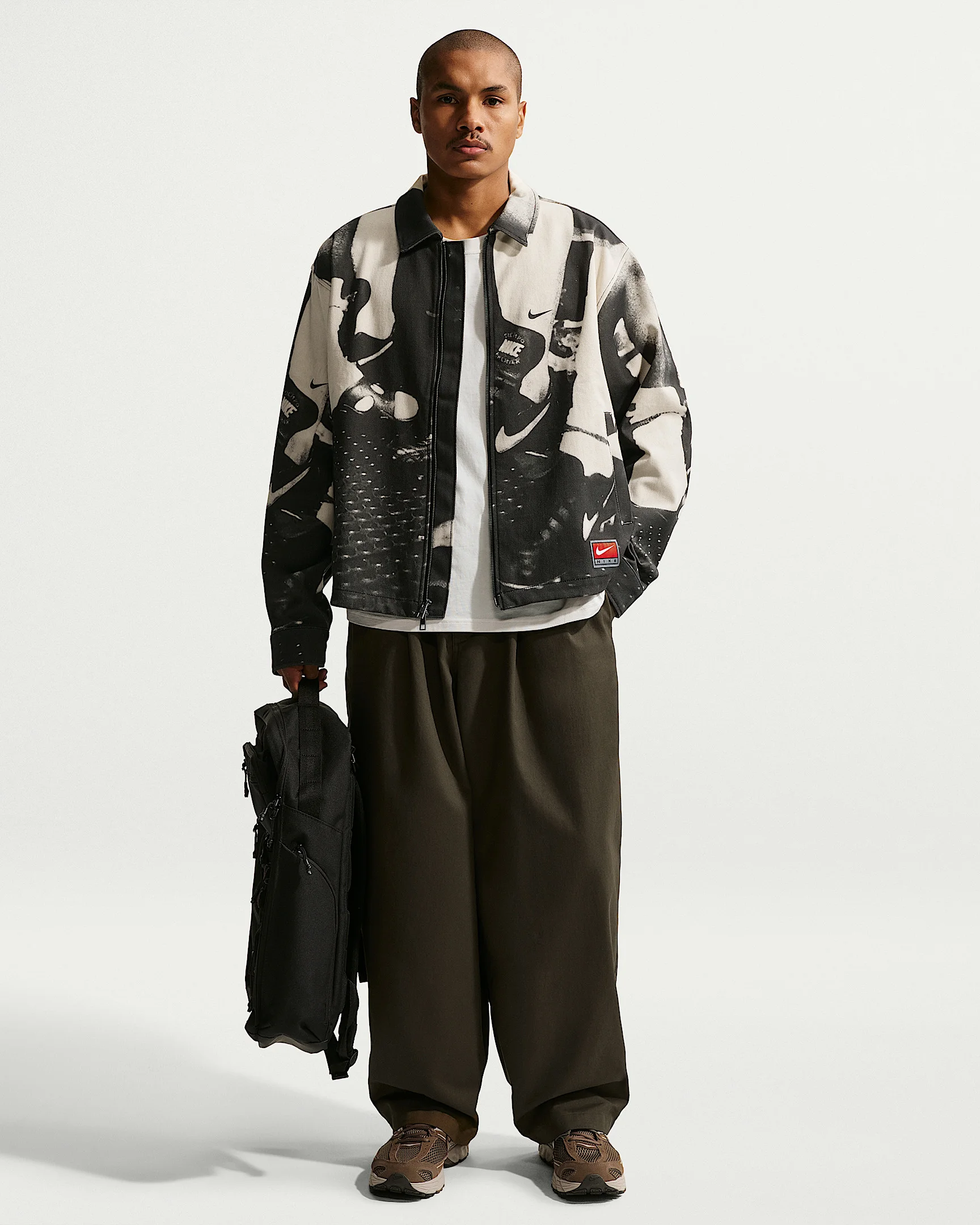 Nike Life Men's Wide-Leg Pants - 1