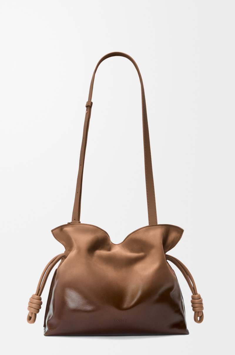 Medium Flamenco clutch in gradient patent nubuck 5