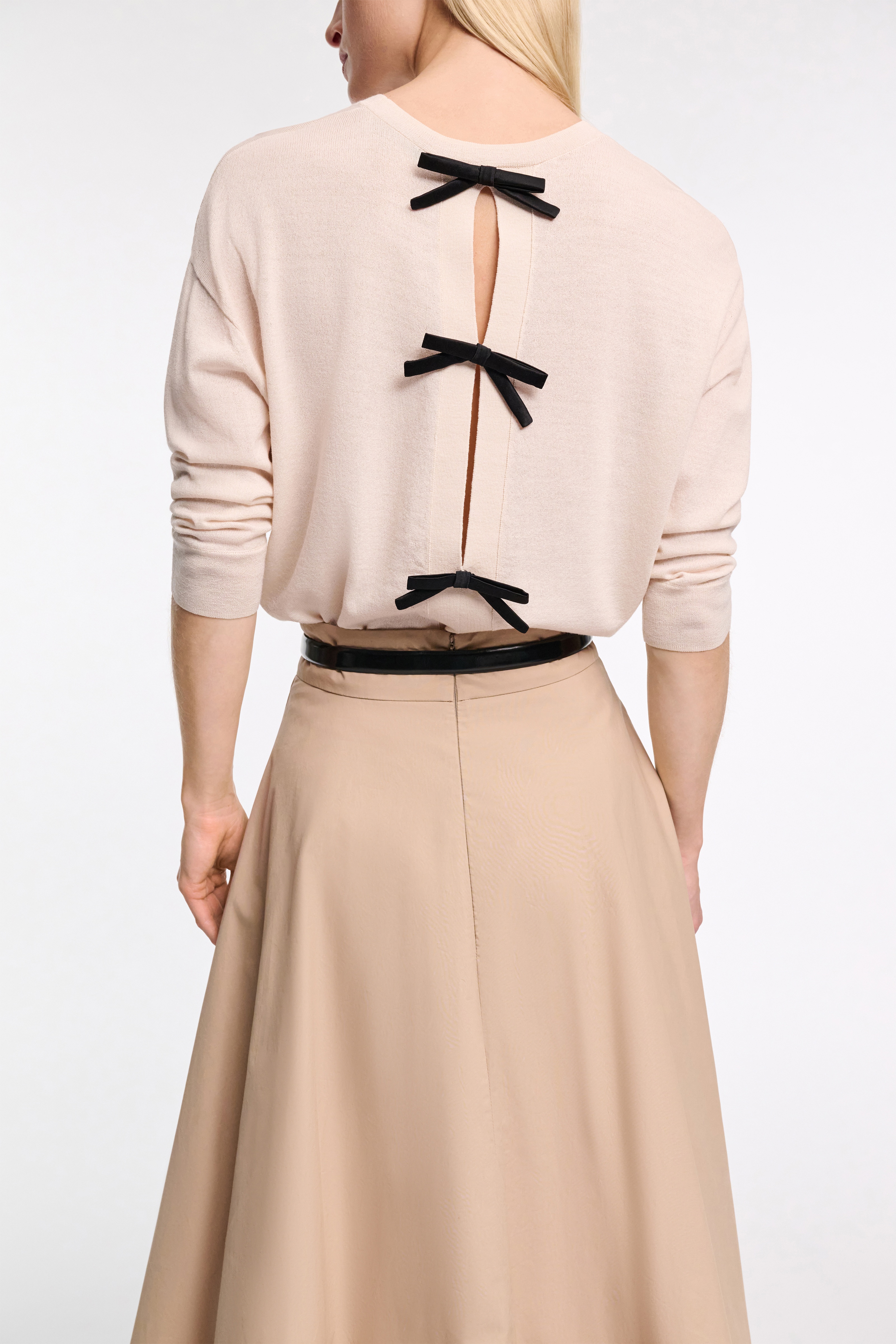 REFINED ESSENTIALS I pullover - 4