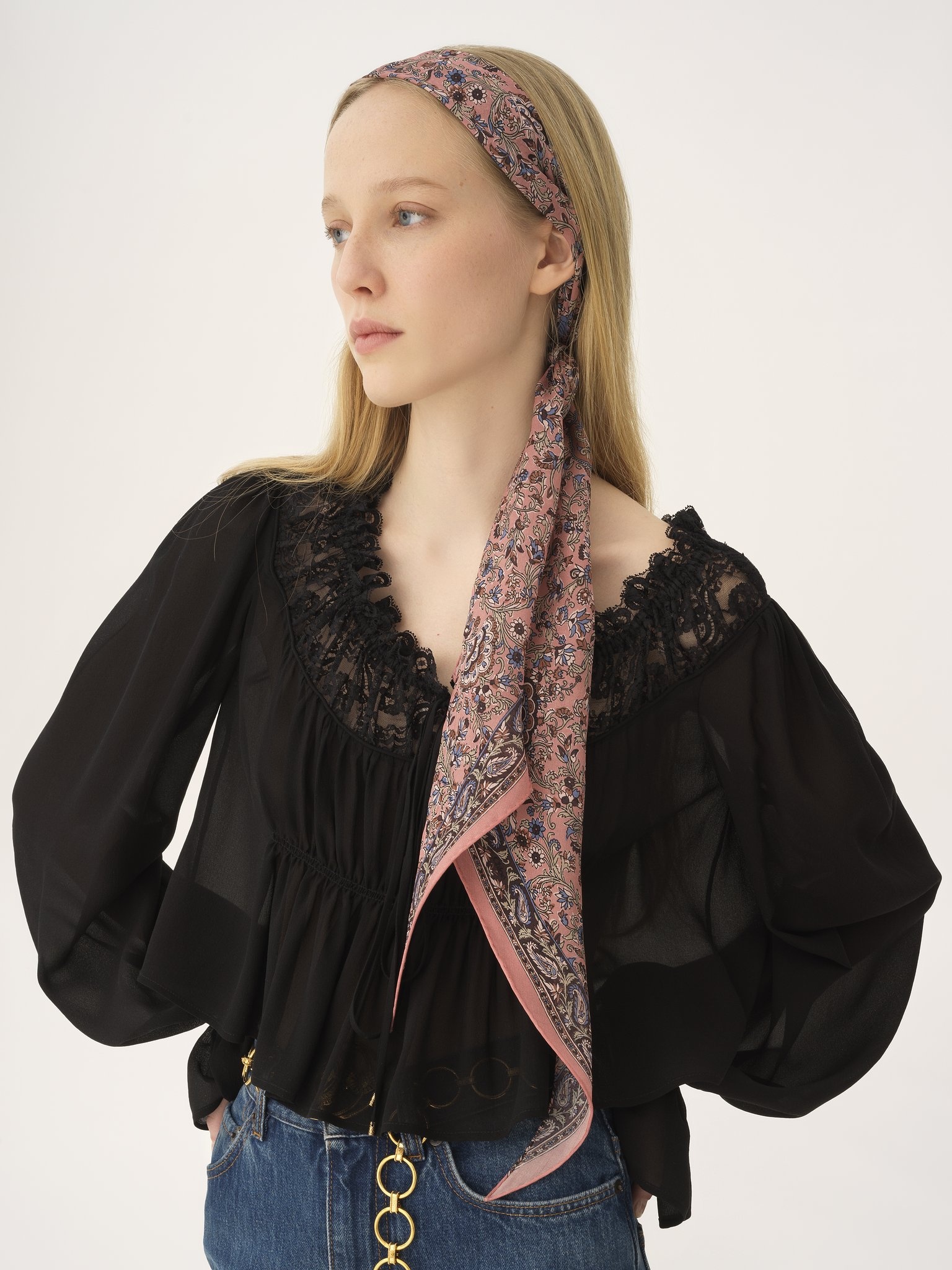 THE CHLOÉ PAISLEY BANDEAU SCARF IN SILK CHARMEUSE - 4