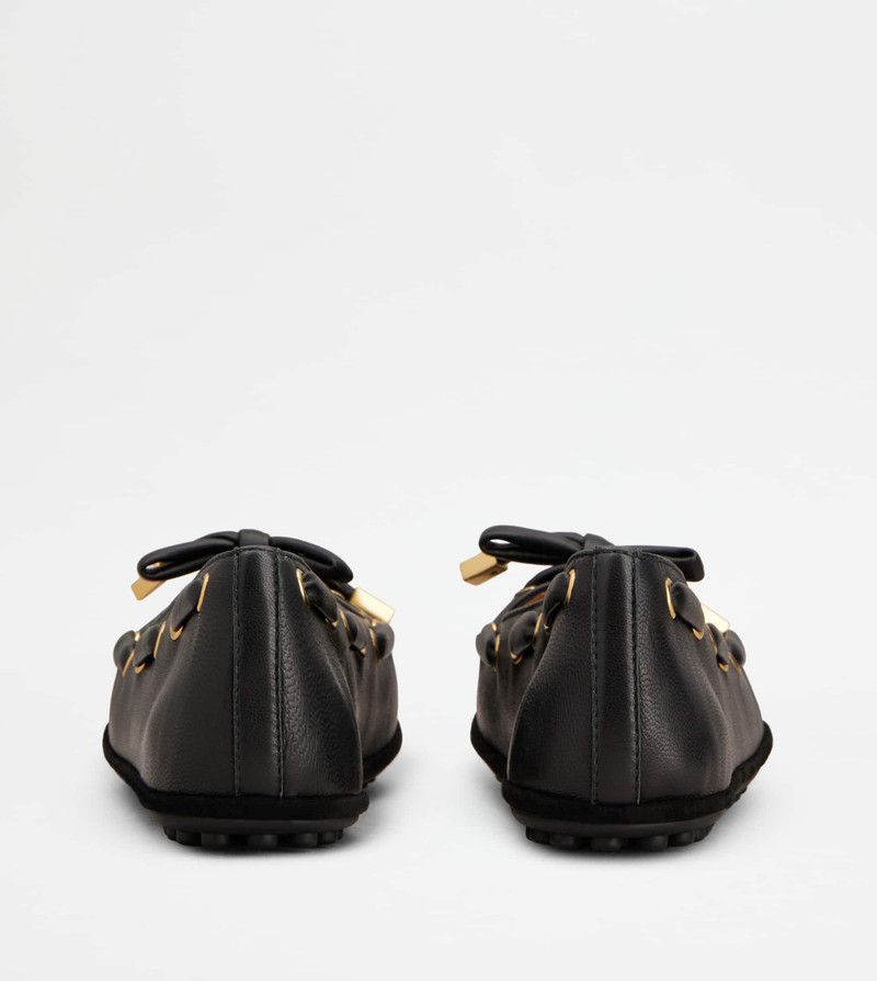 Tod's BALLERINAS IN NAPPA LEATHER - BLACK outlook