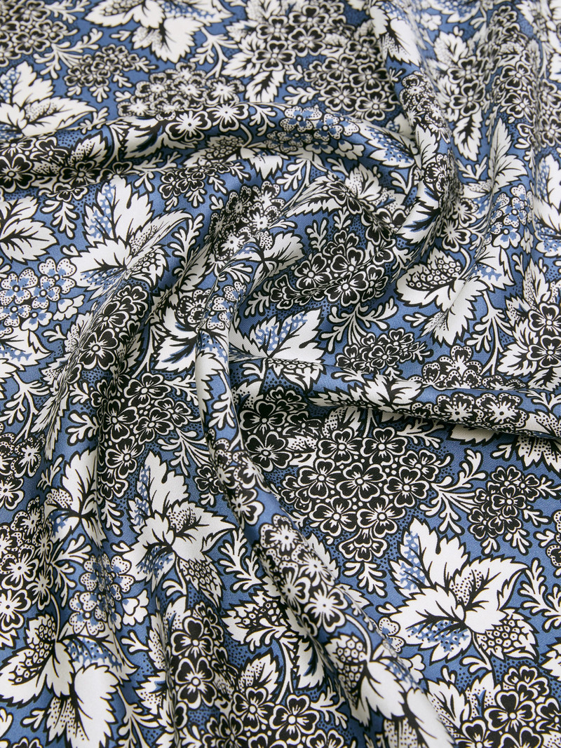 ONESTO Printed silk foulard - CHINA BLUE 3