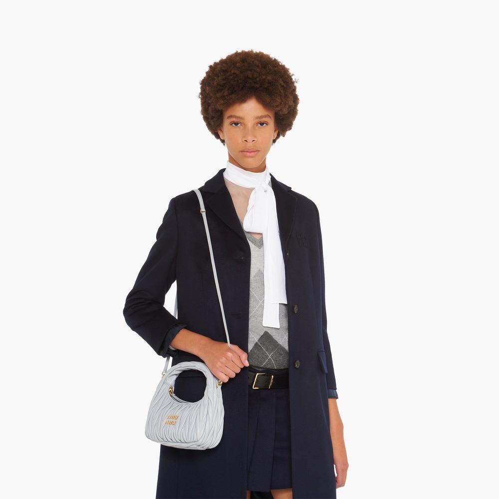 Miu Wander matelassé nappa leather mini hobo bag - 5