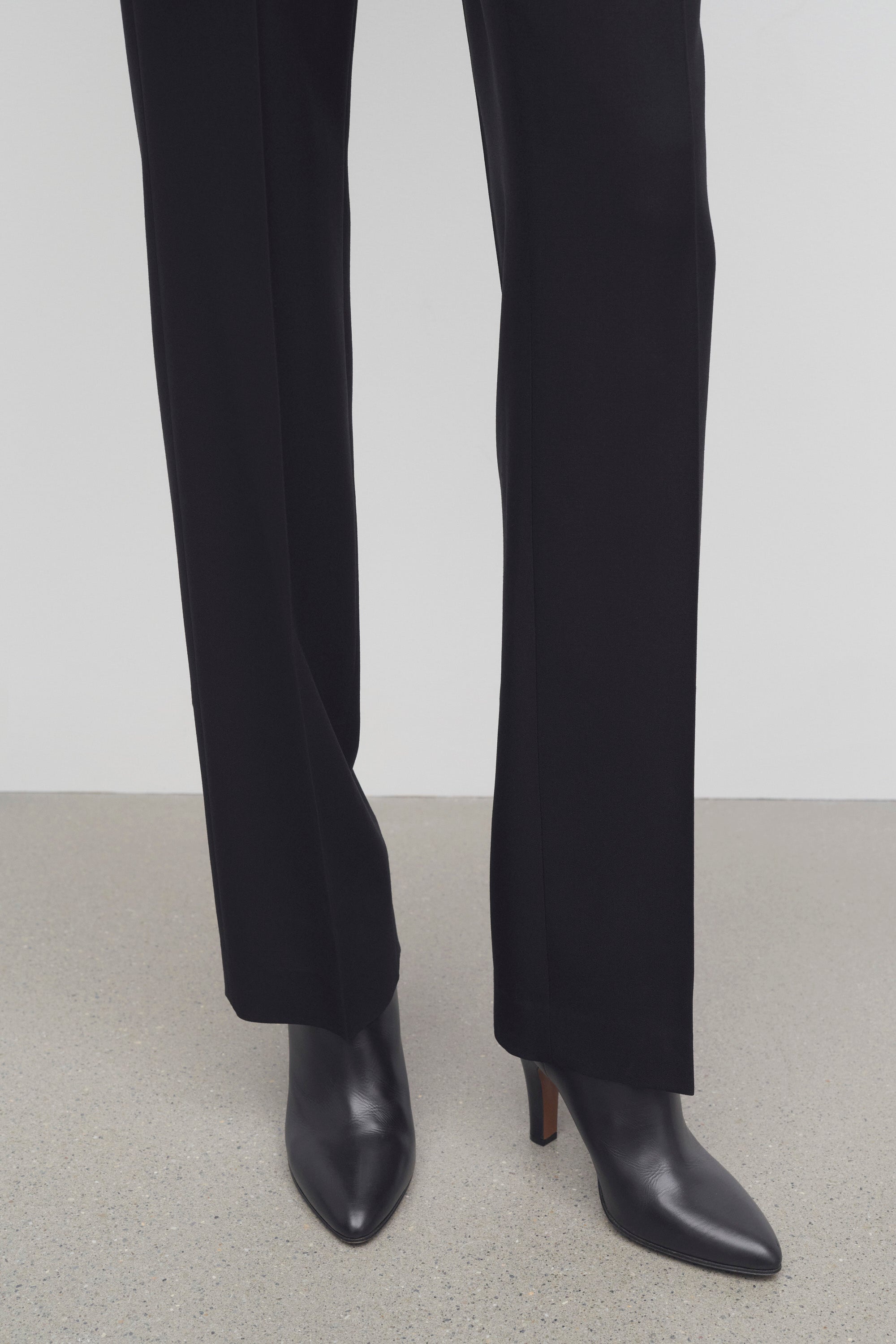 Jesse Pant in Wool - 7