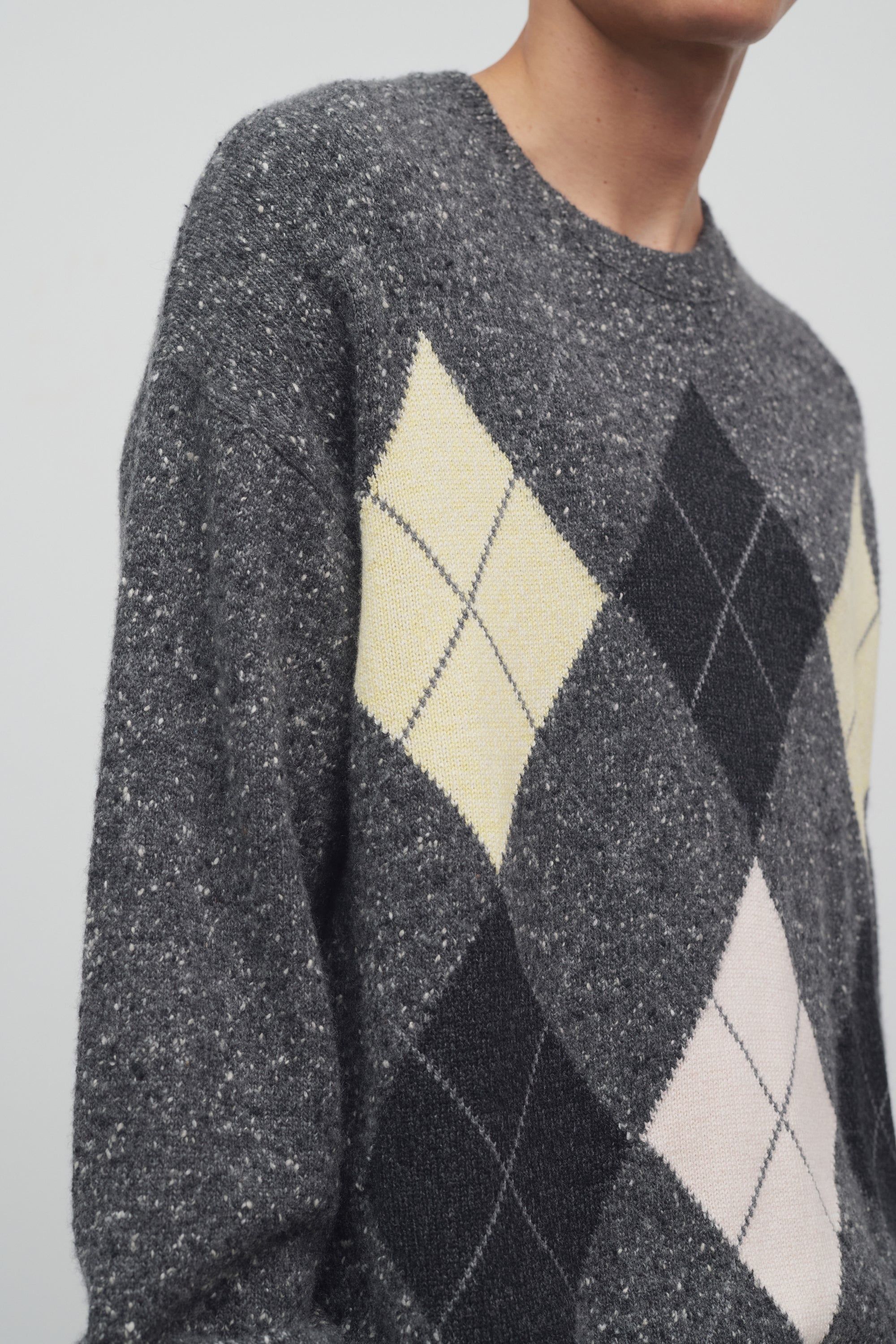 Pincer Sweater in Cashmere - 6