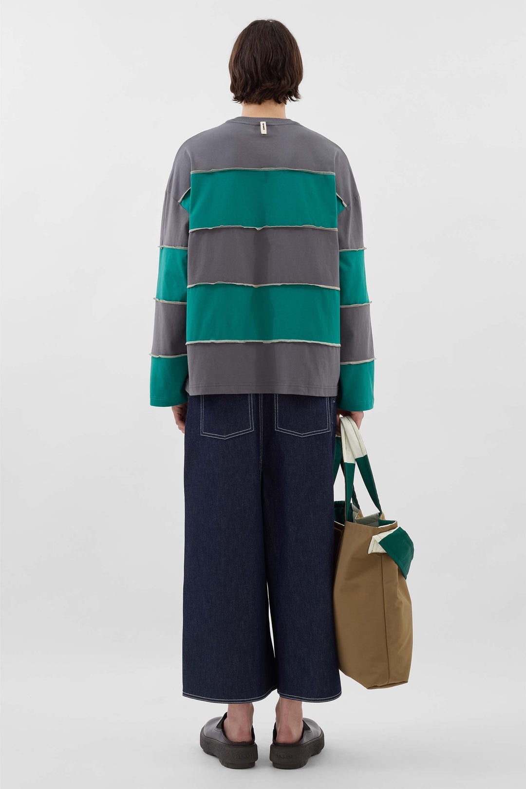 OVER LONGSLEEVE T-SHIRT W/ CUTS / anthracite & green stripes - 4