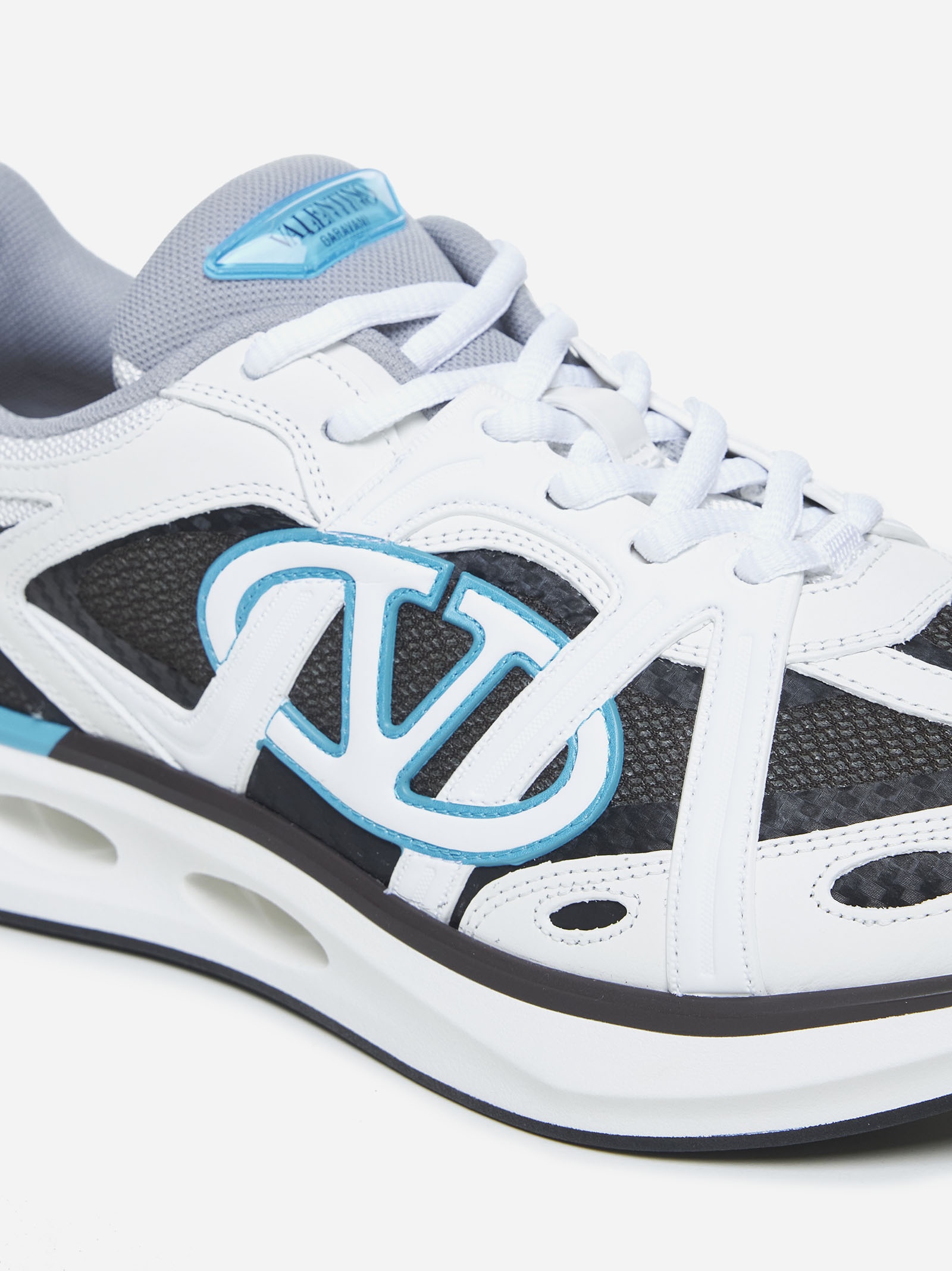 【関税込み】VALENTINO Vlogo Easyjog mesh & leather sneakers Valentino Garavani VLogo Easy Jog Mesh Sneakers - Bergdorf