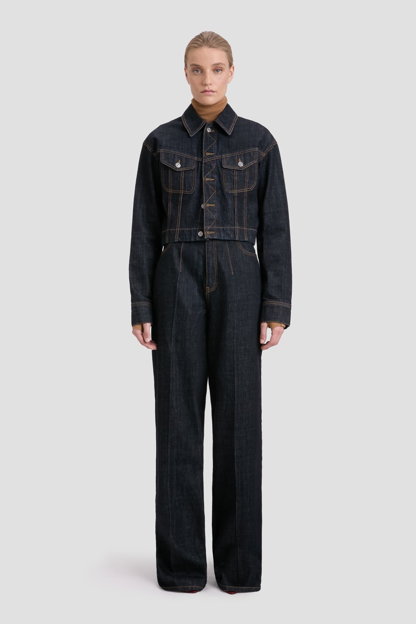 Cropped Denim Jacket In Indigo Rinse - 2