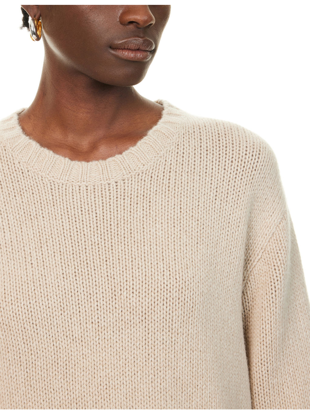 Amelia Round-Neck Cashmere Jumper - 5