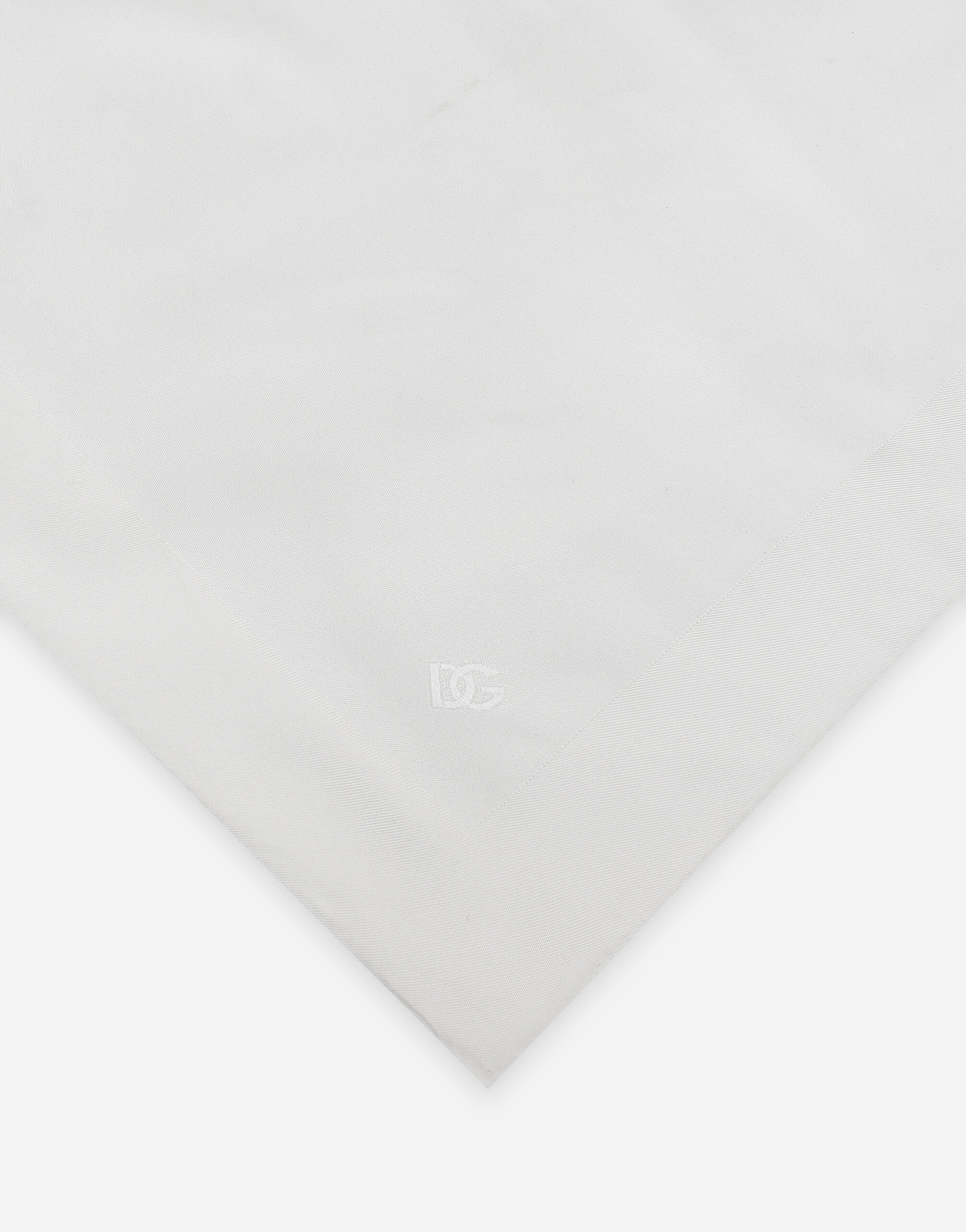 Silk pocket square with DG logo embroidery - 2