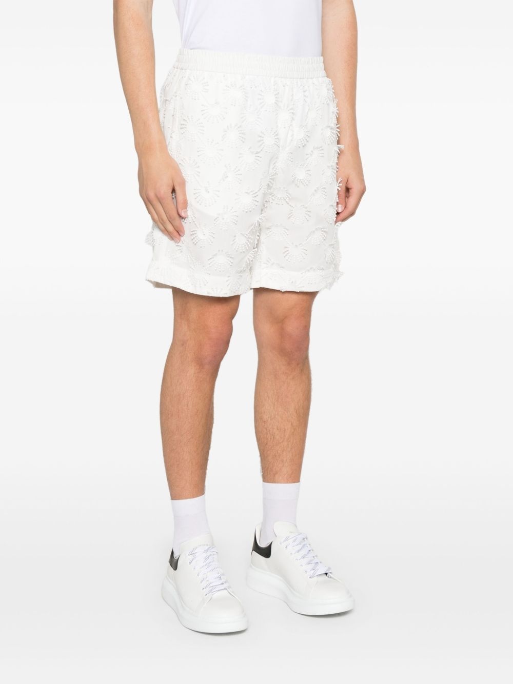 motif-embroidered shorts - 3