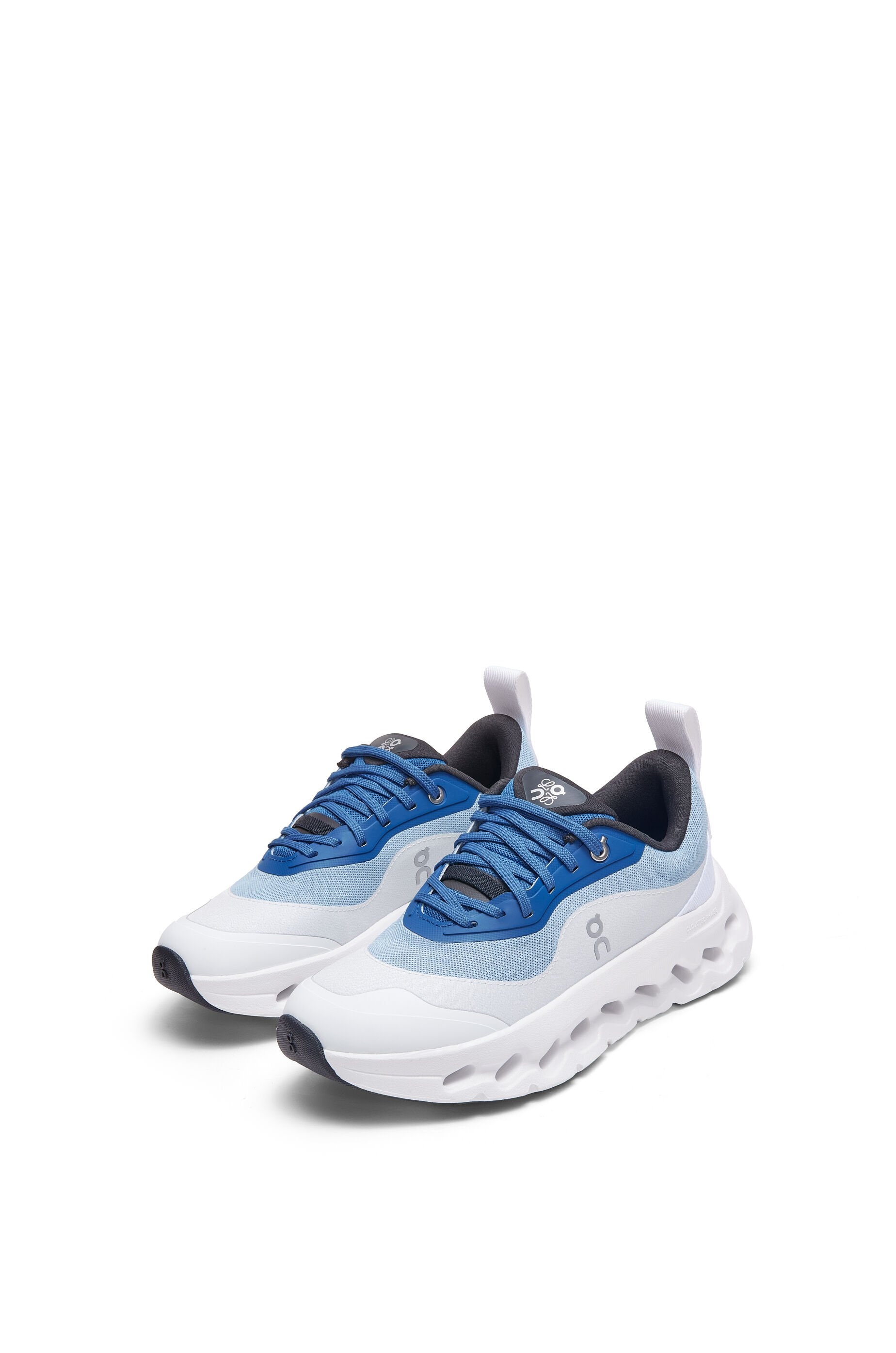 完売前に☆LOEWE x On Cloudtilt sneakers スニーカー【関税込】 完売前に☆LOEWE x On Cloudtilt sneakers スニーカー【関税込】