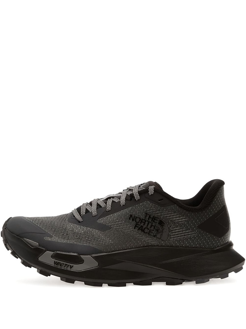 Vectiv Enduris 4 running sneakers 1