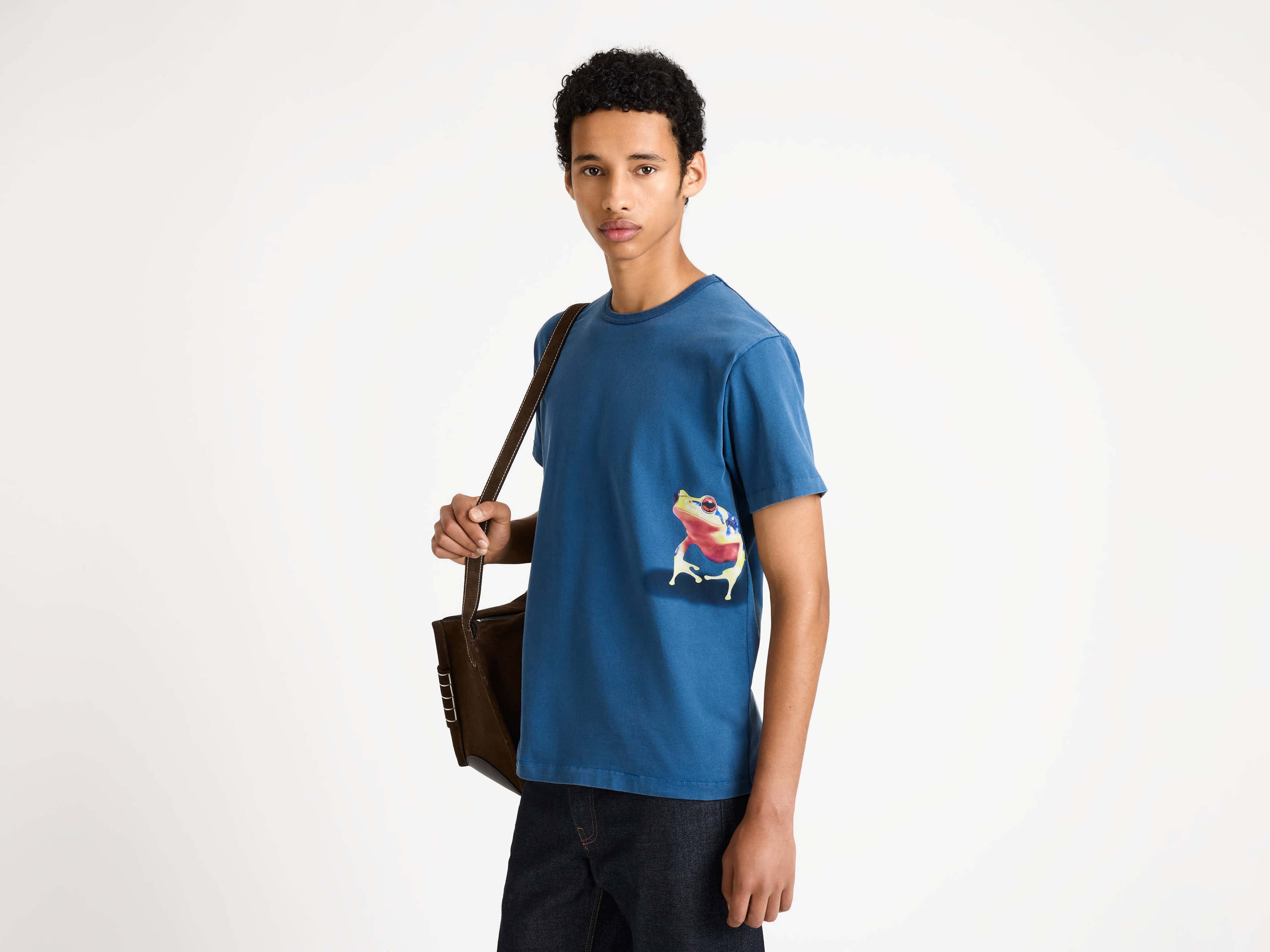 PEEKING FROG TSHIRT IN MID BLUE - 4