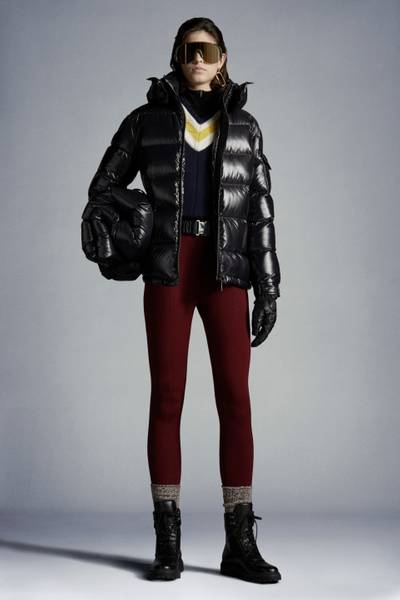 Moncler Fustet Short Down Jacket outlook