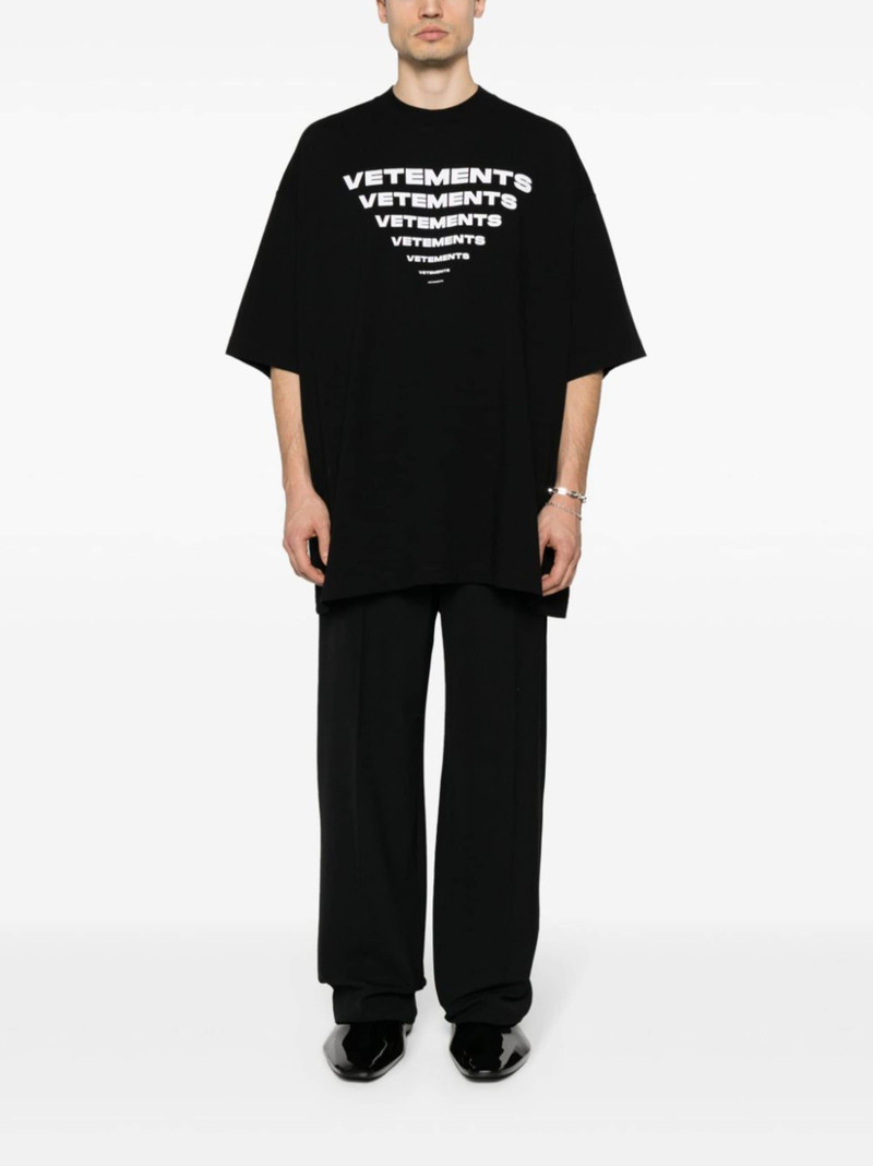 VETEMENTS logo-print cotton T-shirt outlook