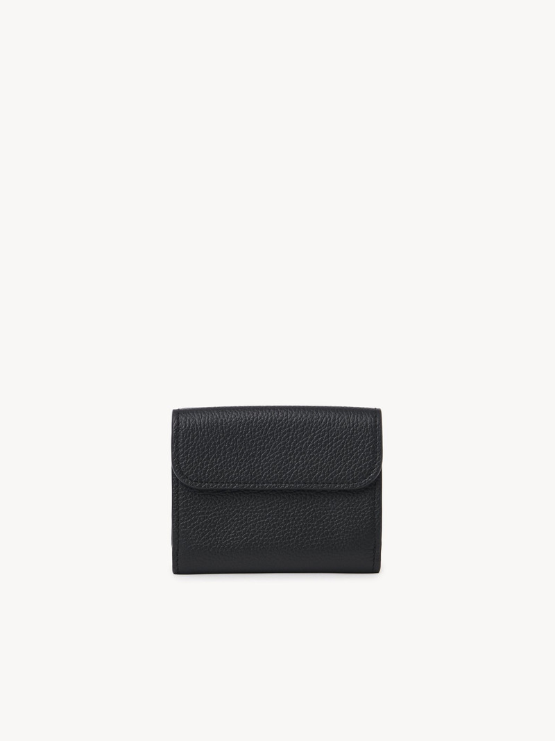 Chloé SMALL MARCIE TRI-FOLD IN GRAINED LEATHER outlook