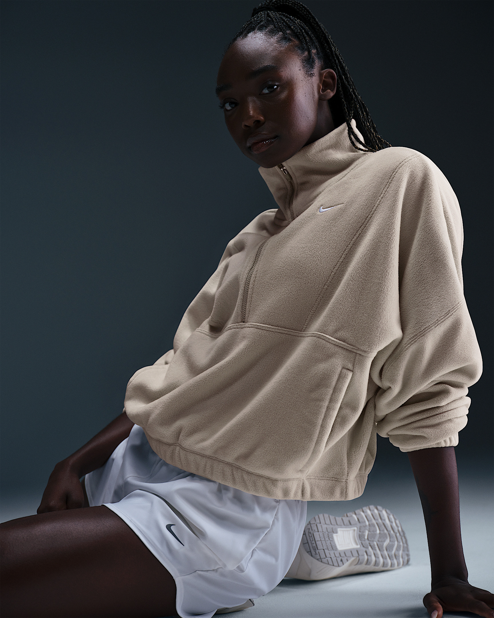 Nike One Women's Therma-FIT Oversized 1/2-Zip Fleece Top - 2