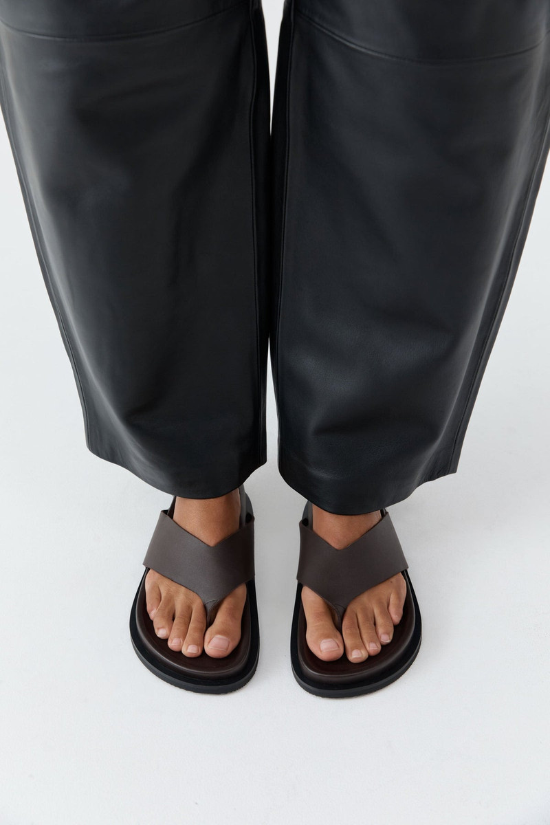 Classic Thong Slide - Black 5