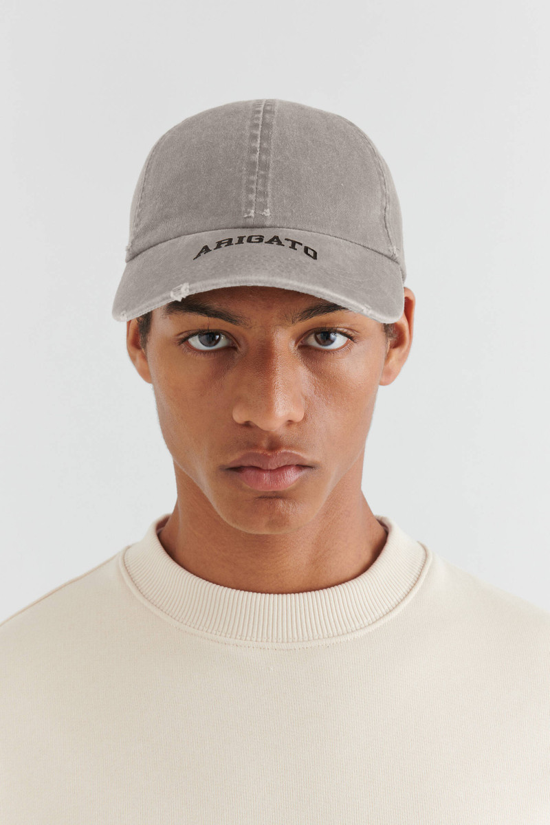 Axel Arigato Klein Distressed Cap outlook