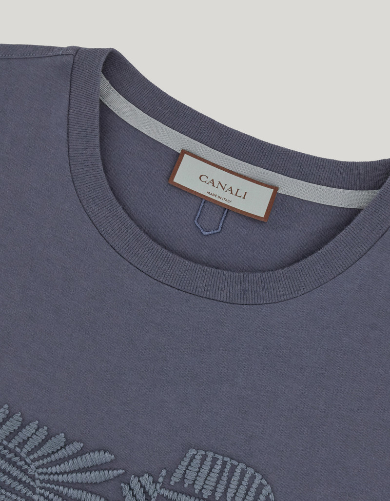 AVIO COTTON JERSEY T-SHIRT WITH RIBBED COLLAR AND GRAPHIC EMBROIDERY 5