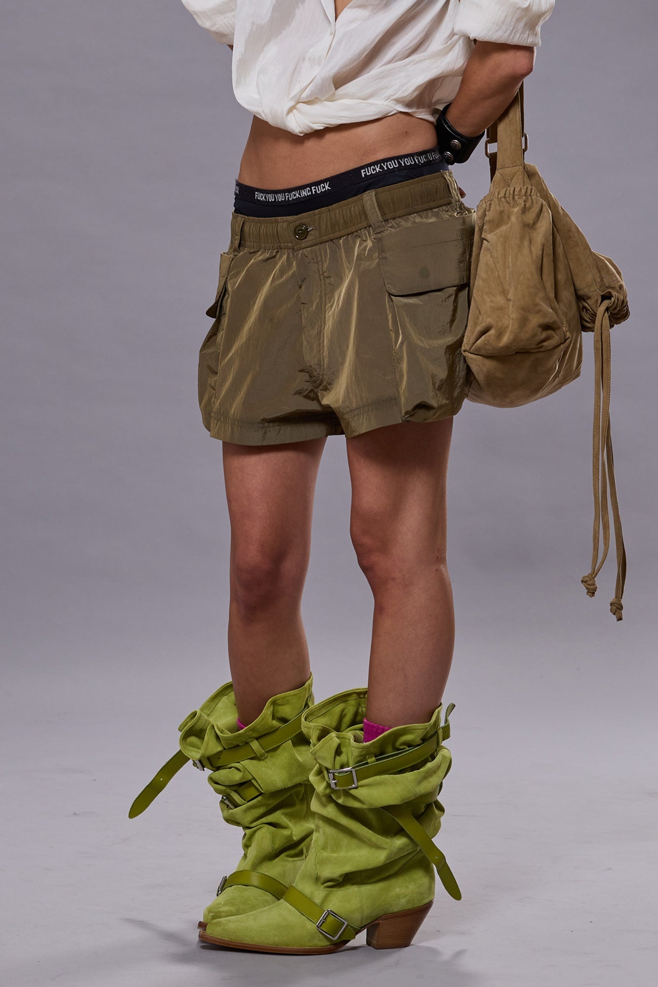 SHORTS WITH 2-WAY POCKETS - 3