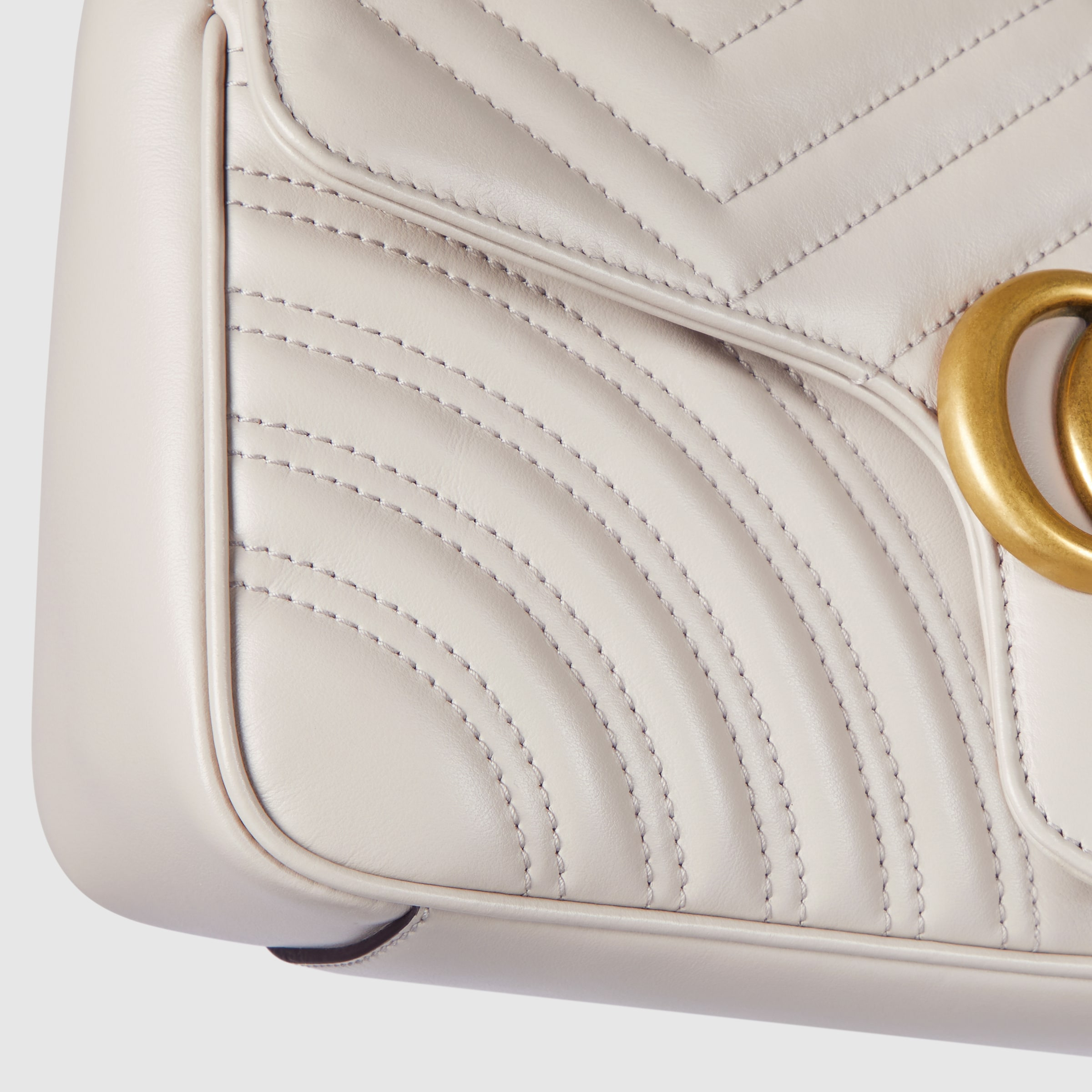 GG Marmont small shoulder bag - 10