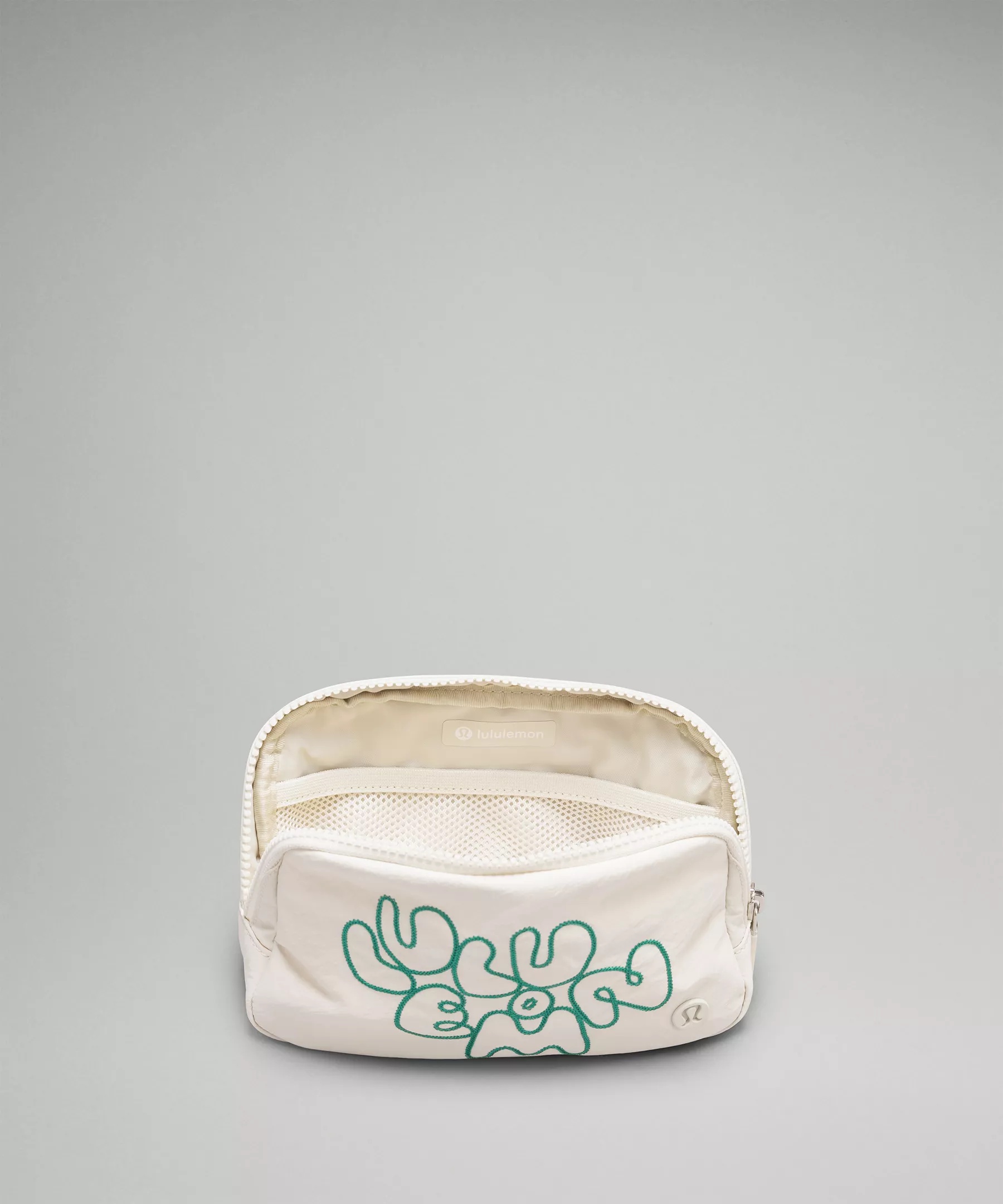 Everywhere Belt Bag 1L *Embroidery - 4