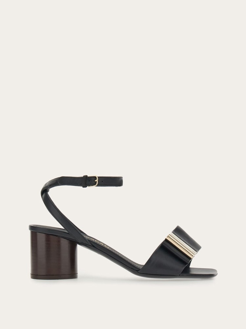 DOUBLE-BOW SANDAL 1