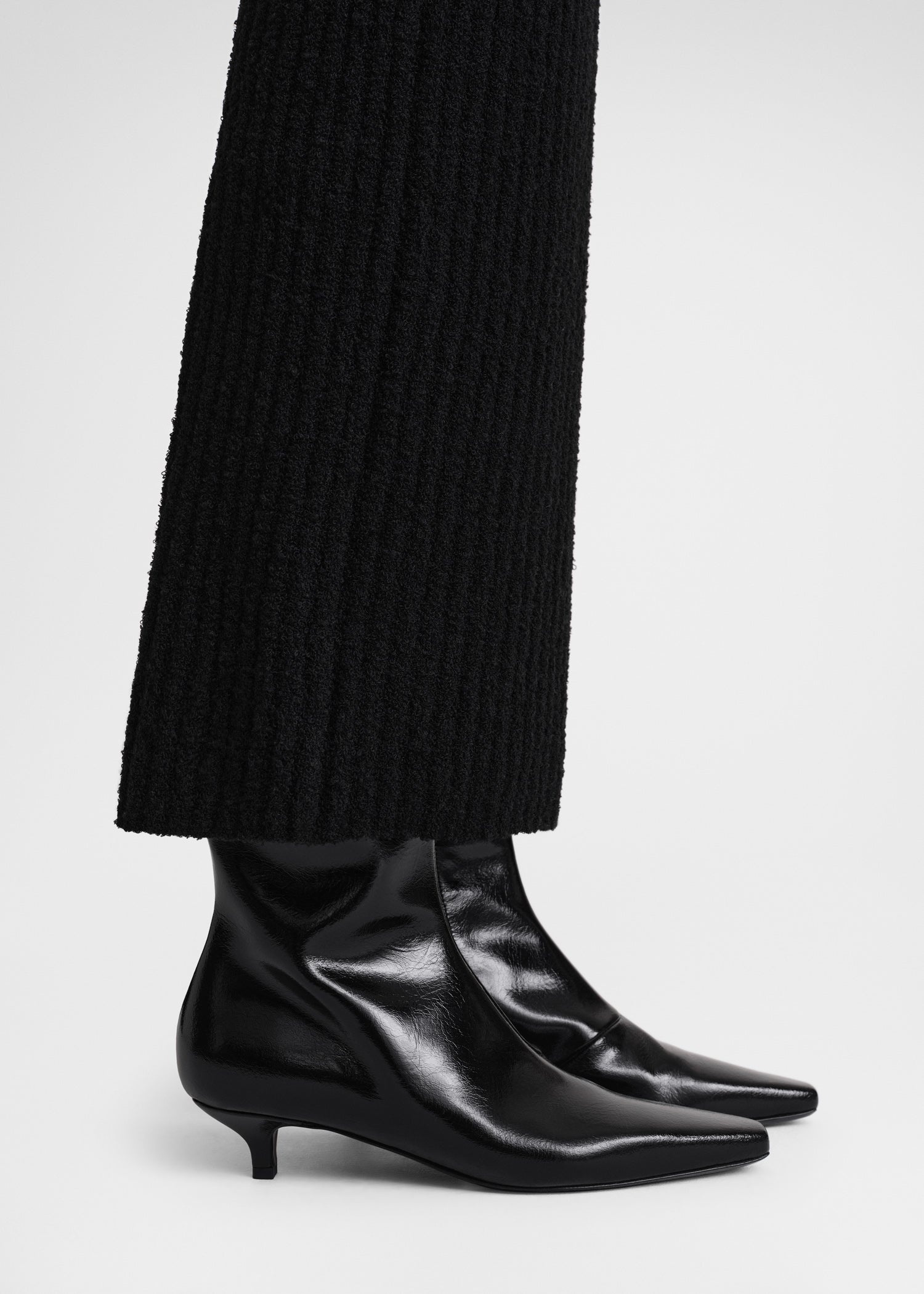 The Slim Knee-High Boot black patent - 2