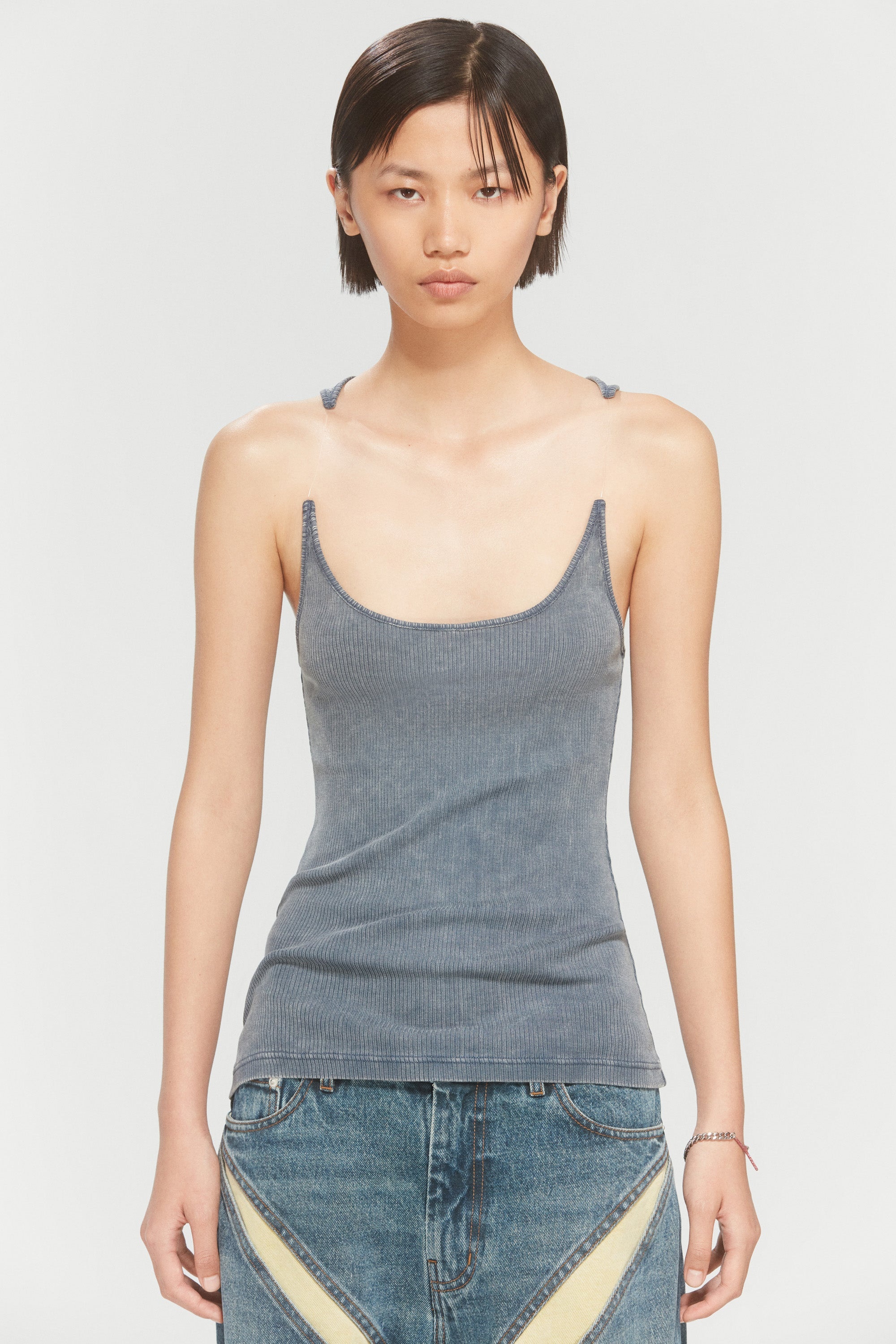 INVISIBLE STRAP TANK TOP - 2