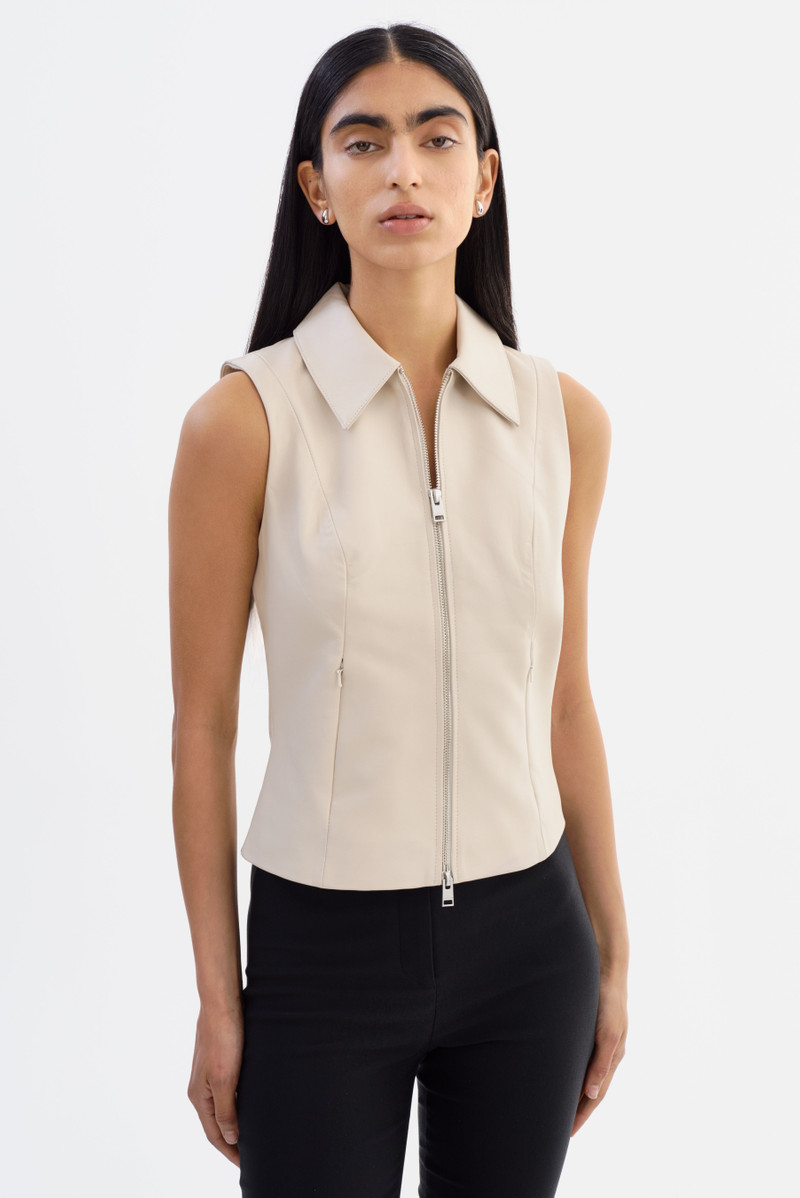 CHARLIE | Leather Minimal Vest 1