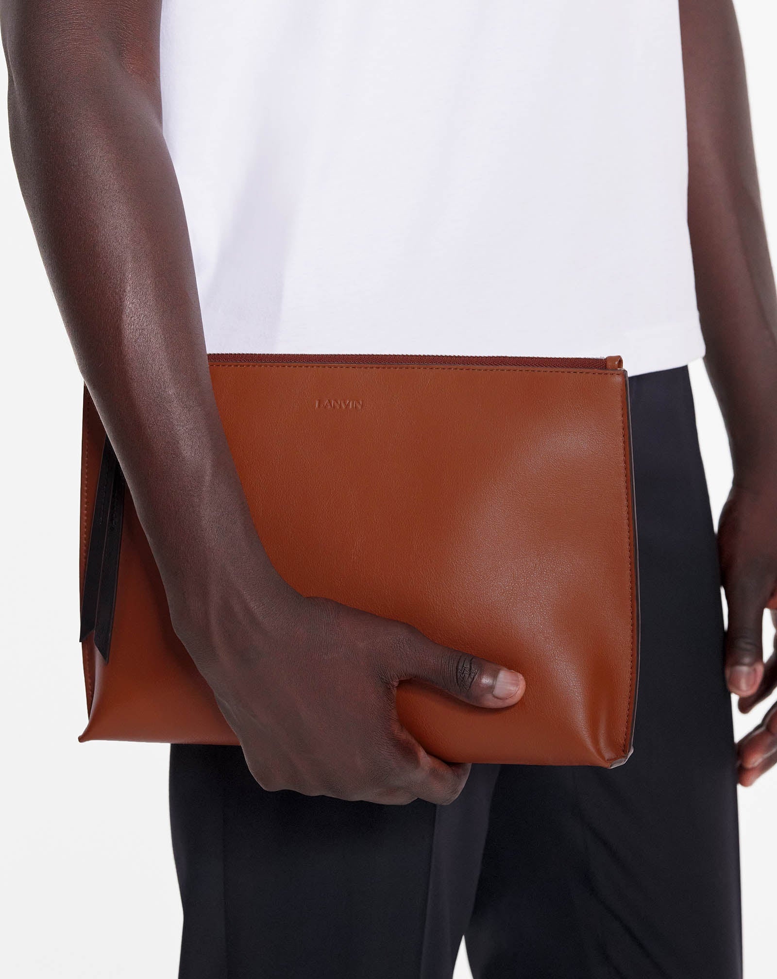 ZIPPERED LEATHER HOBO TIE CLUTCH 2