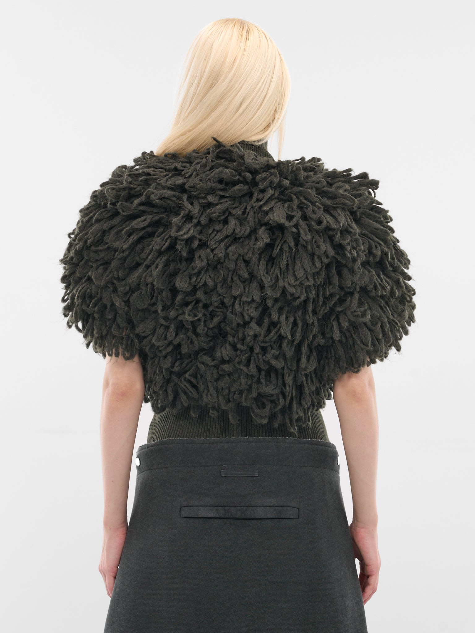Black Sleeveless Loose-Stitch Sweater - 3