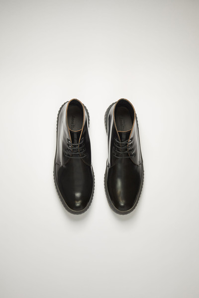Acne Studios Leather chukka shoes black/grey outlook