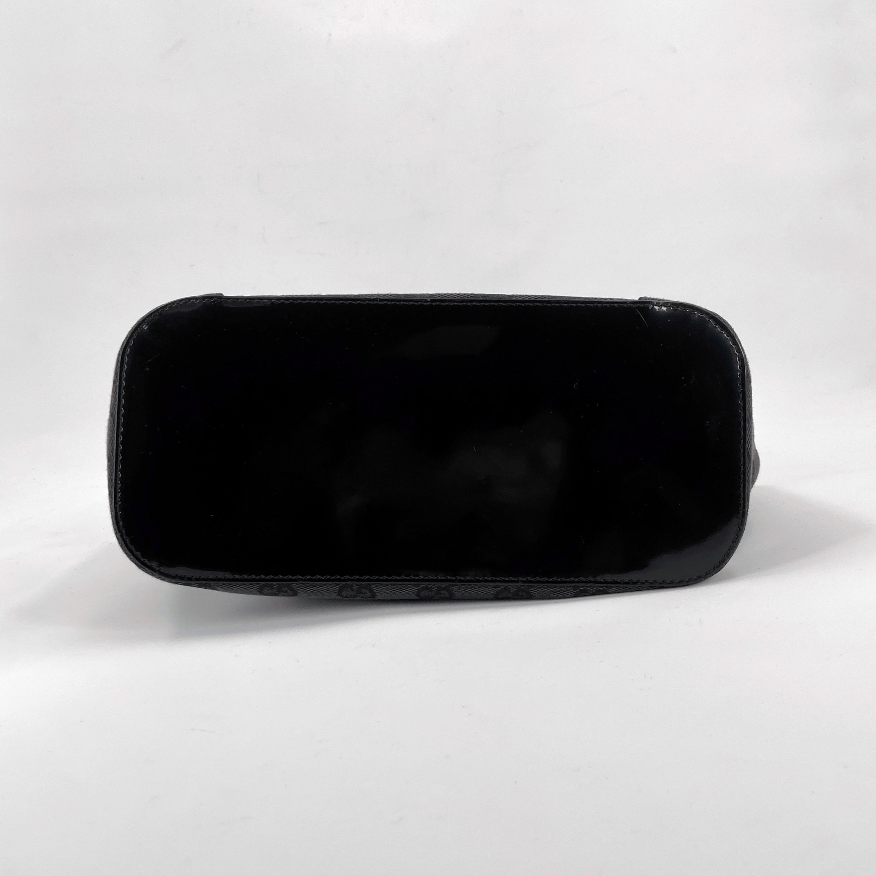 Gucci Fall 1999 Tom Ford Large Black Monogram Bucket Acrylic Ring Bag - 10