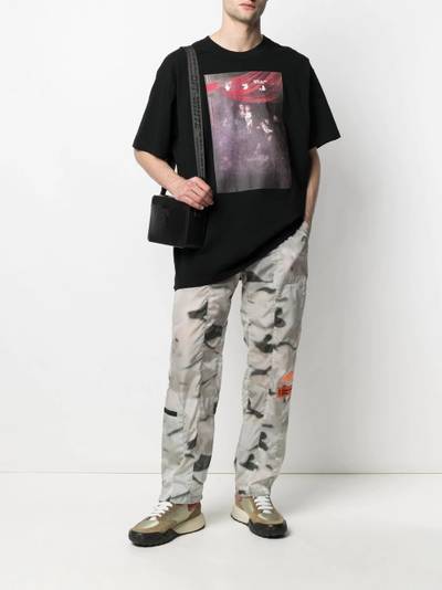 Off-White graphic-print T-shirt outlook