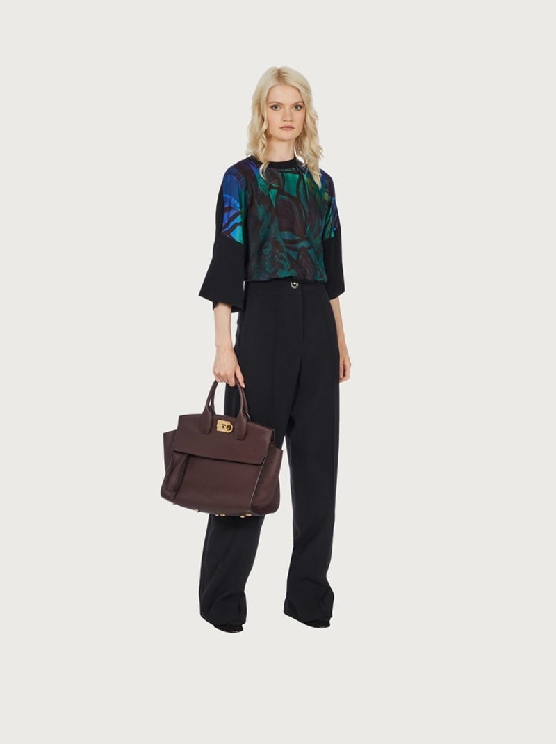 FERRAGAMO FERRAGAMO STUDIO SOFT BAG (L) outlook