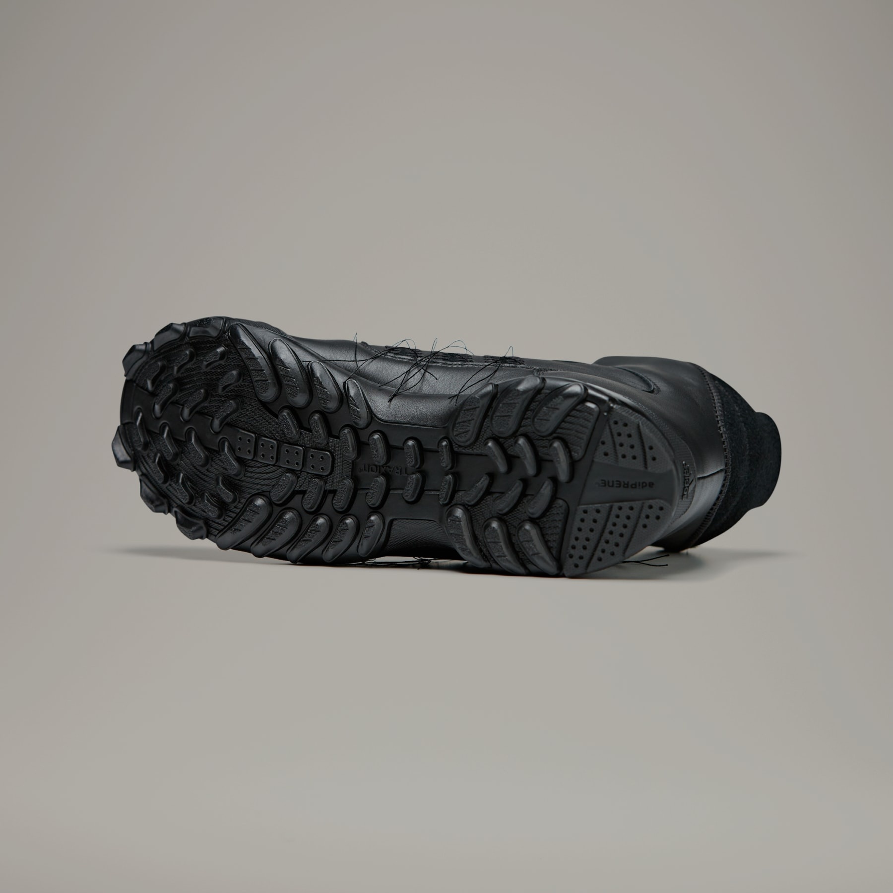 Y-3 GSG9 - 4