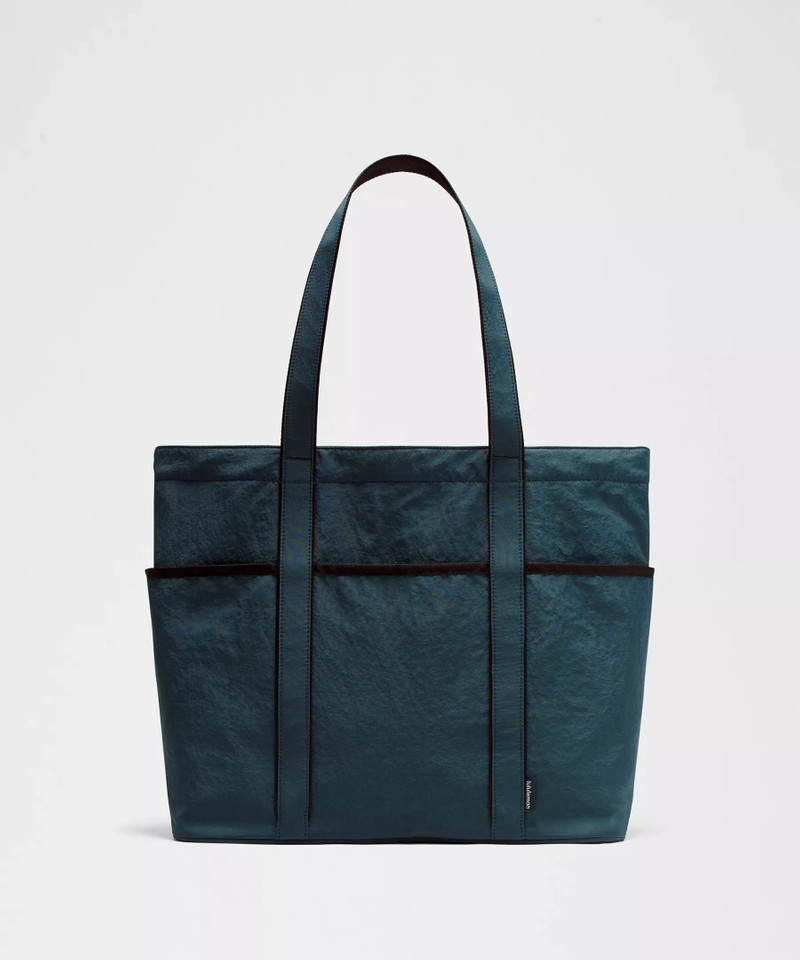 Daily Multi-Pocket Tote Bag 20L 3