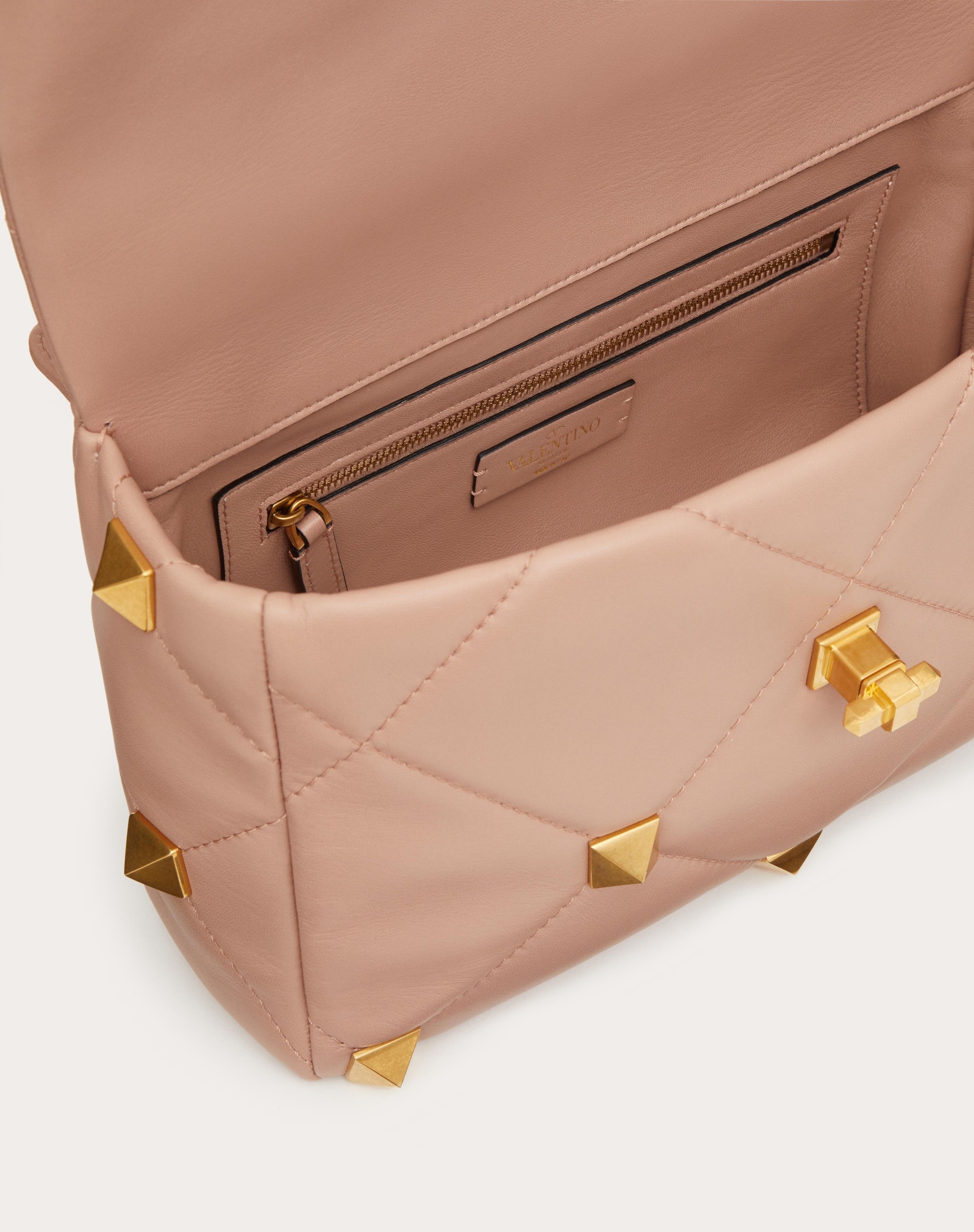 LARGE ROMAN STUD THE SHOULDER BAG IN NAPPA WITH CHAIN - 7