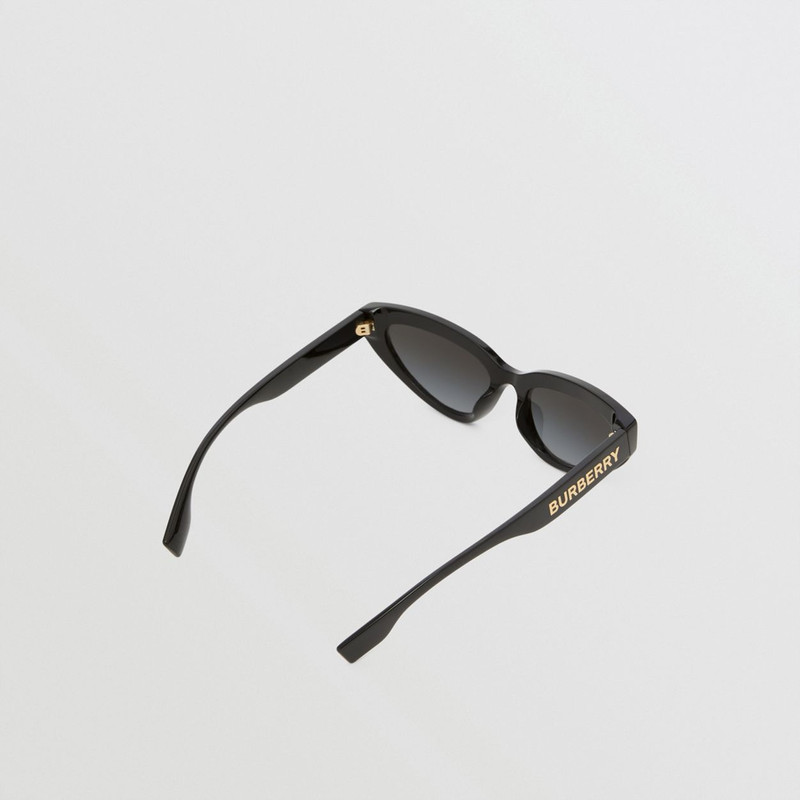 Cat-eye Frame Sunglasses 5