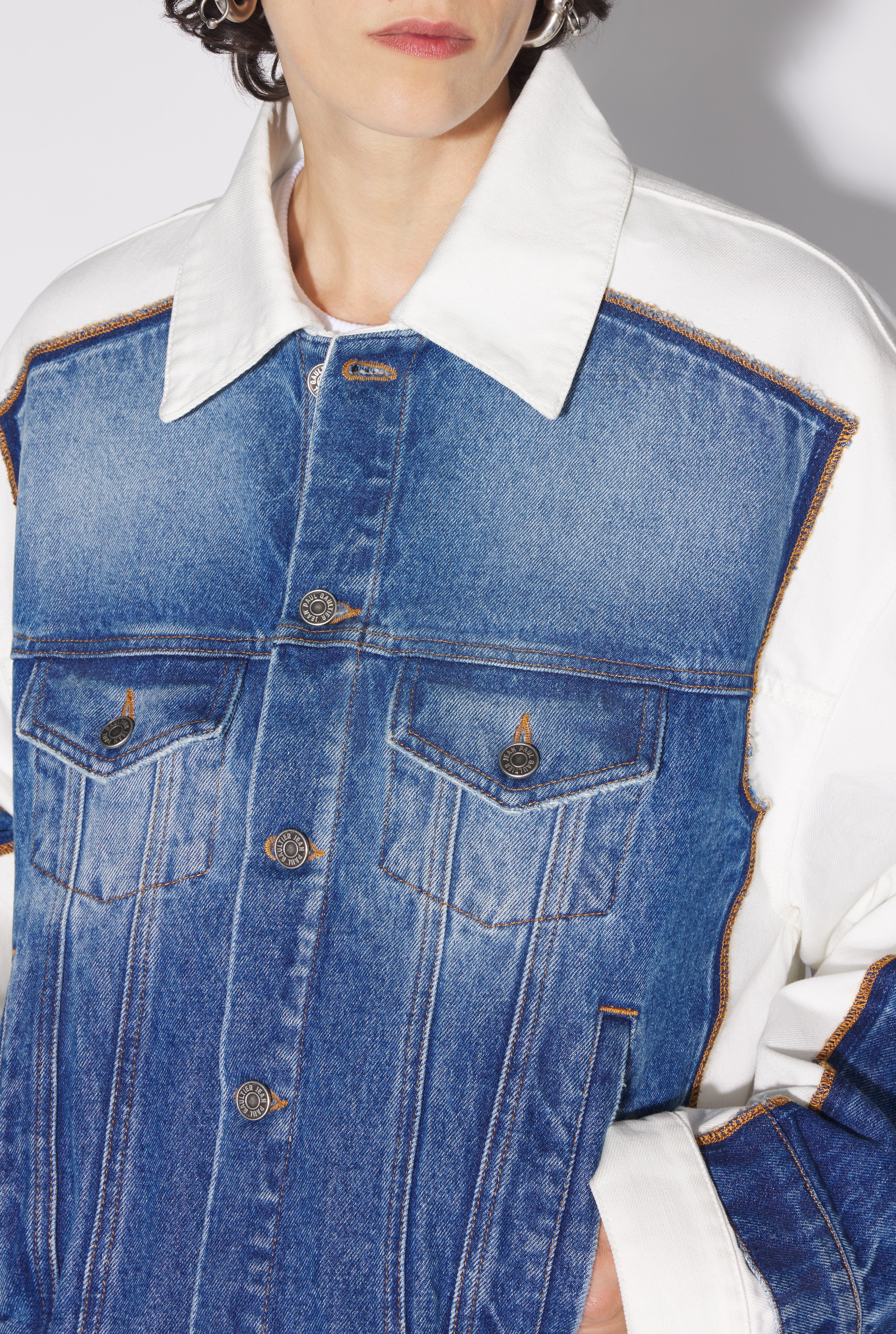 THE TROMPE-L'ŒIL DENIM JACKET - 5