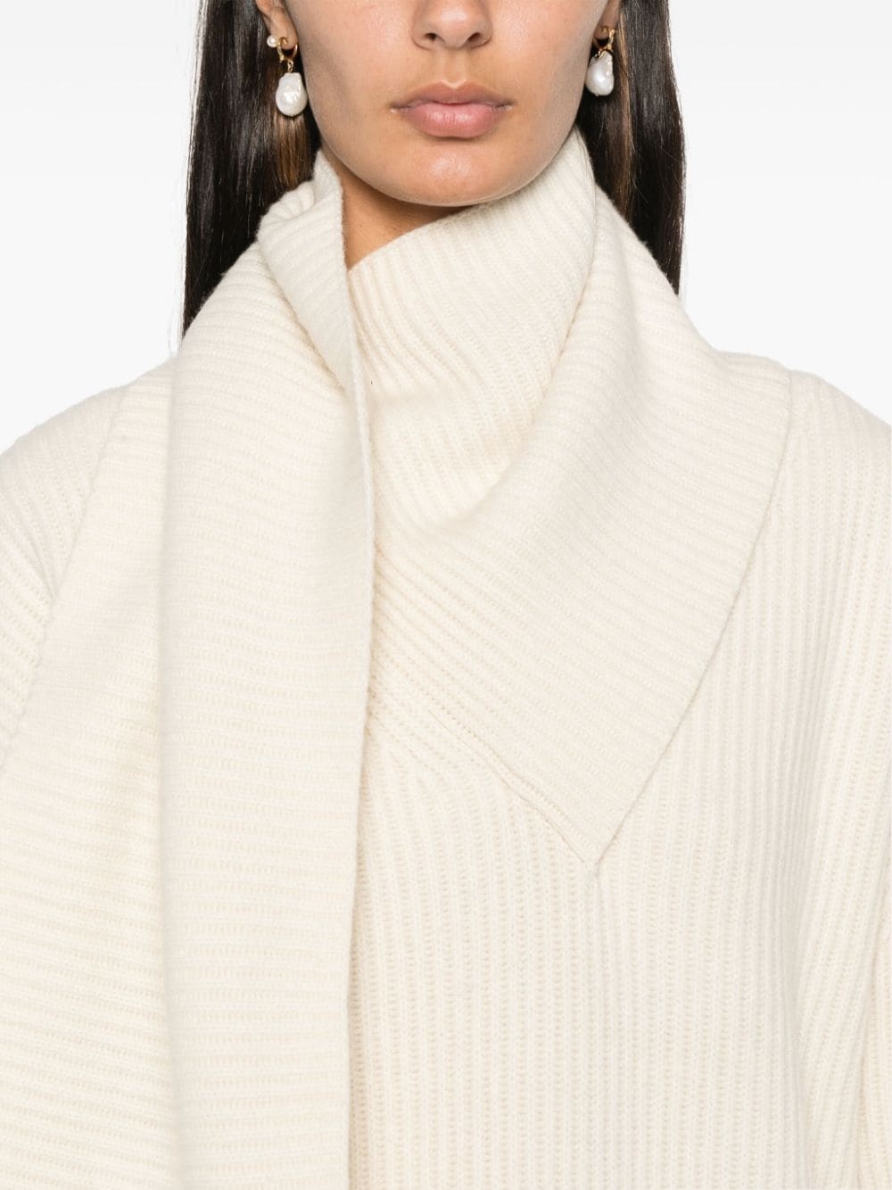 attached-scarf sweater - 5