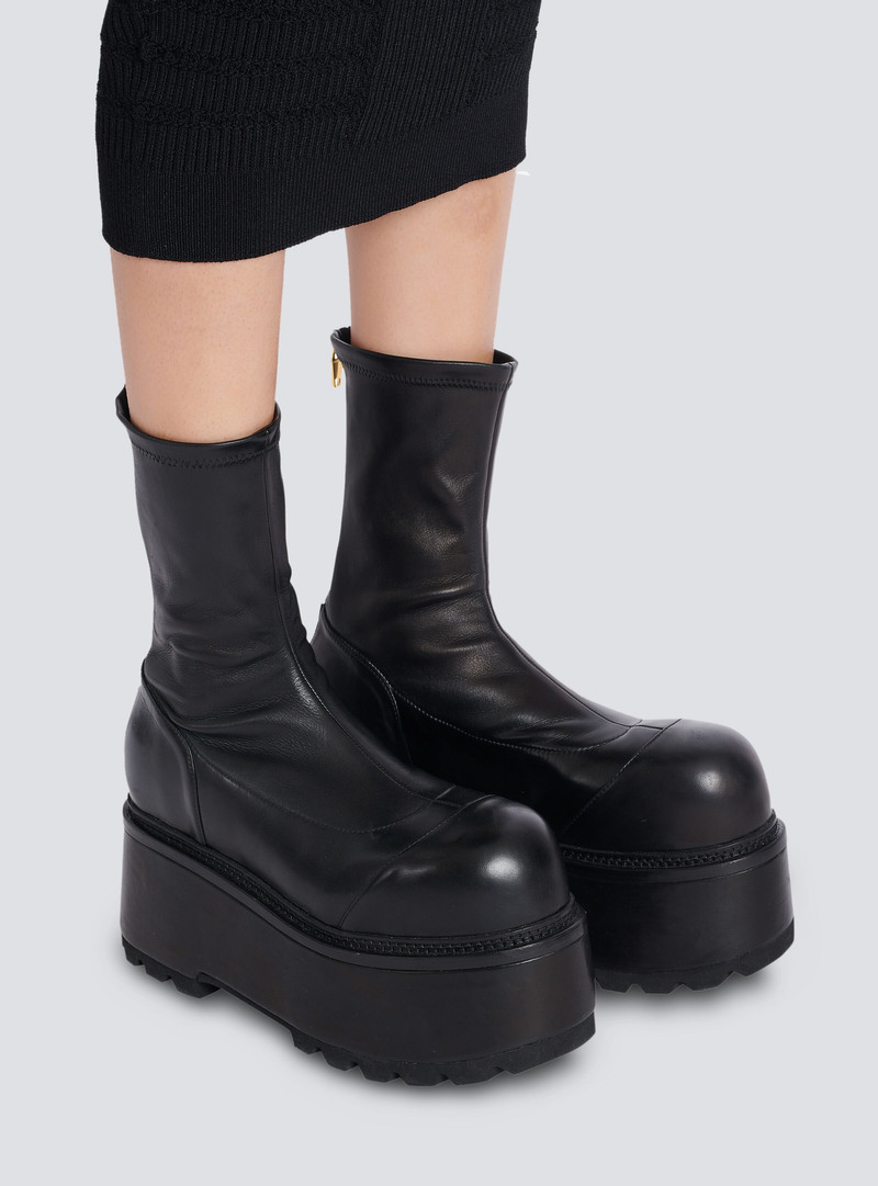 Balmain Leather platform boots outlook