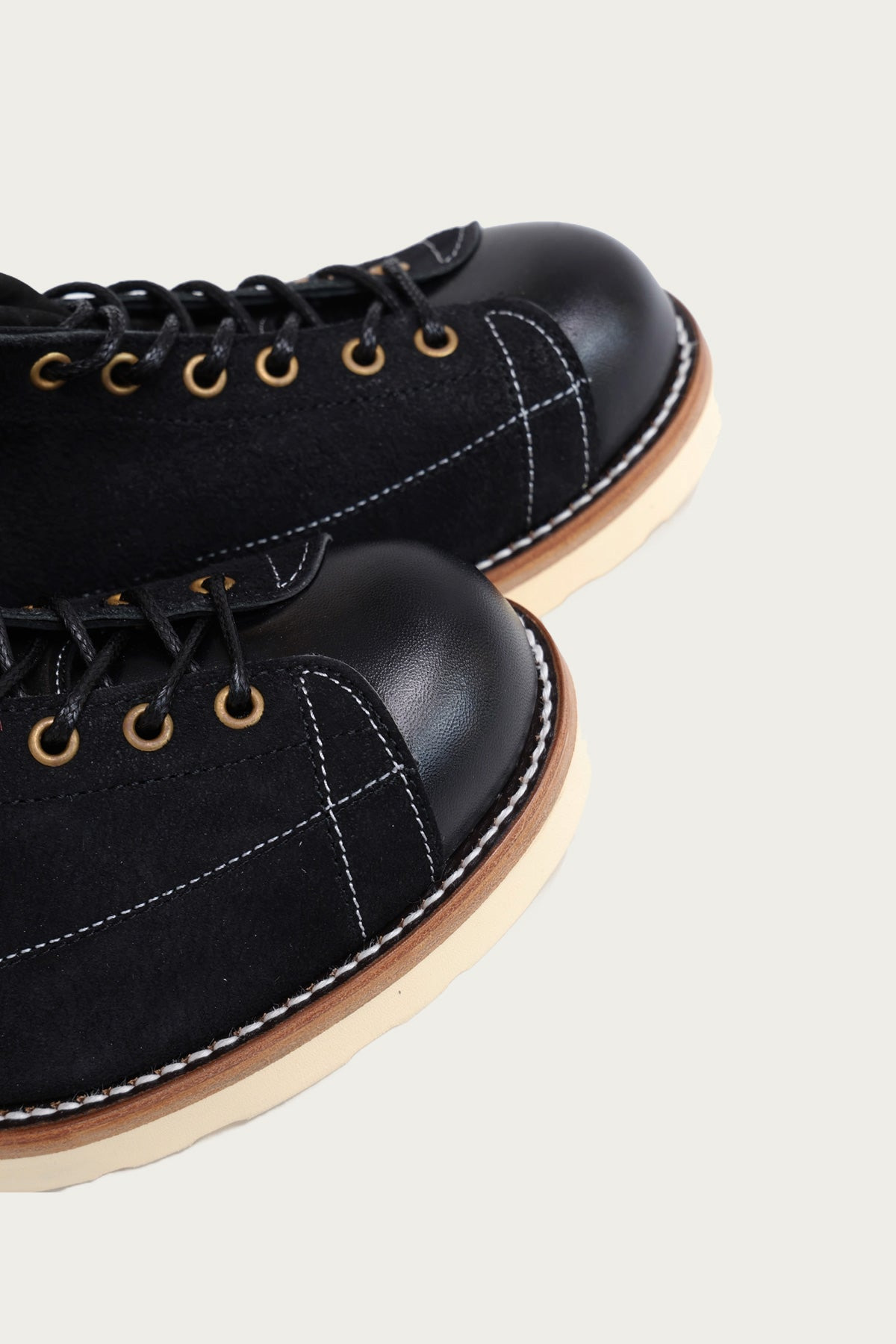 Ten Mile Work Boots / Rough Out Leather - Black - 4