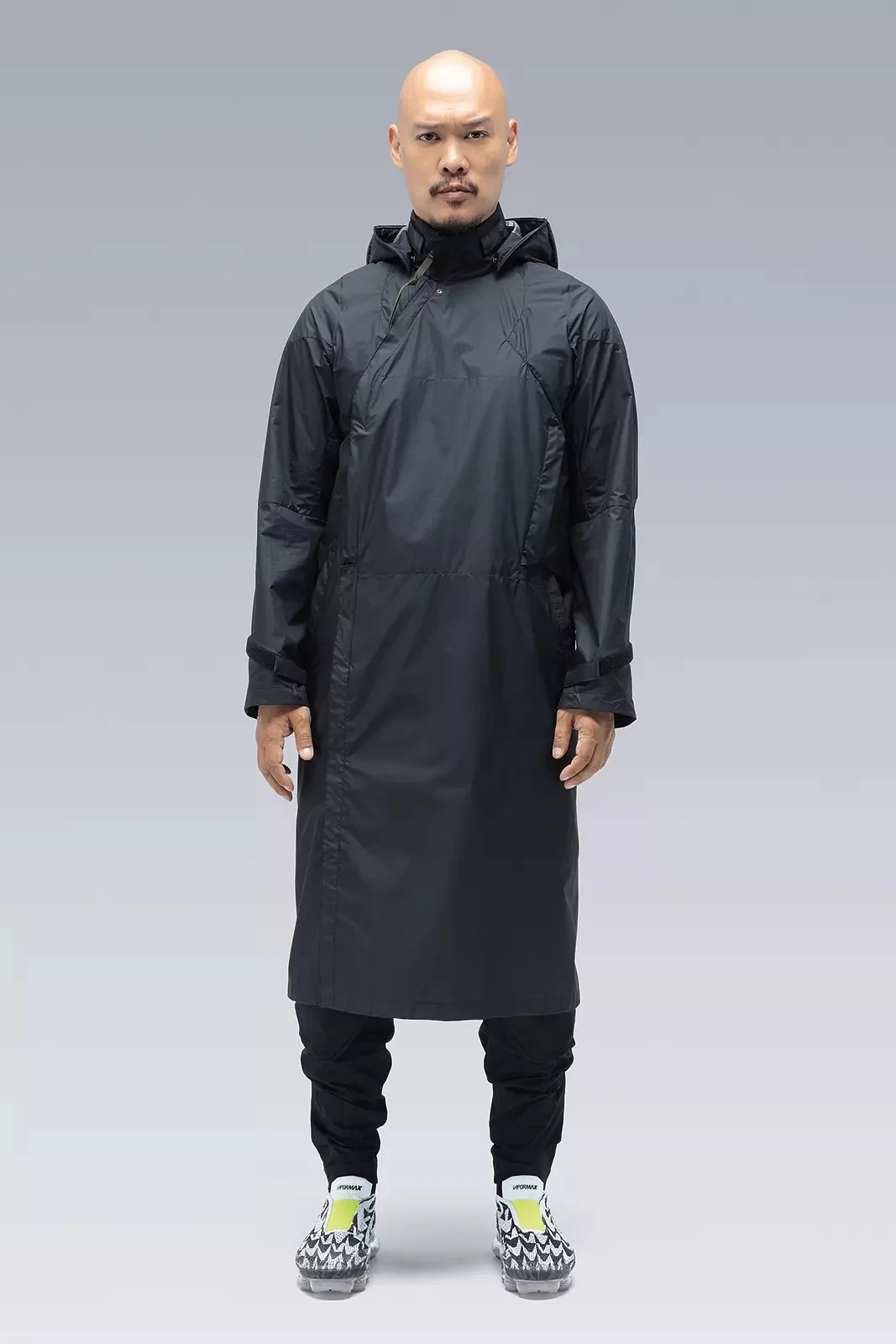 J82-WS 2L Gore-Tex Infinium™ Windstopper® Interops Coat Black - 1